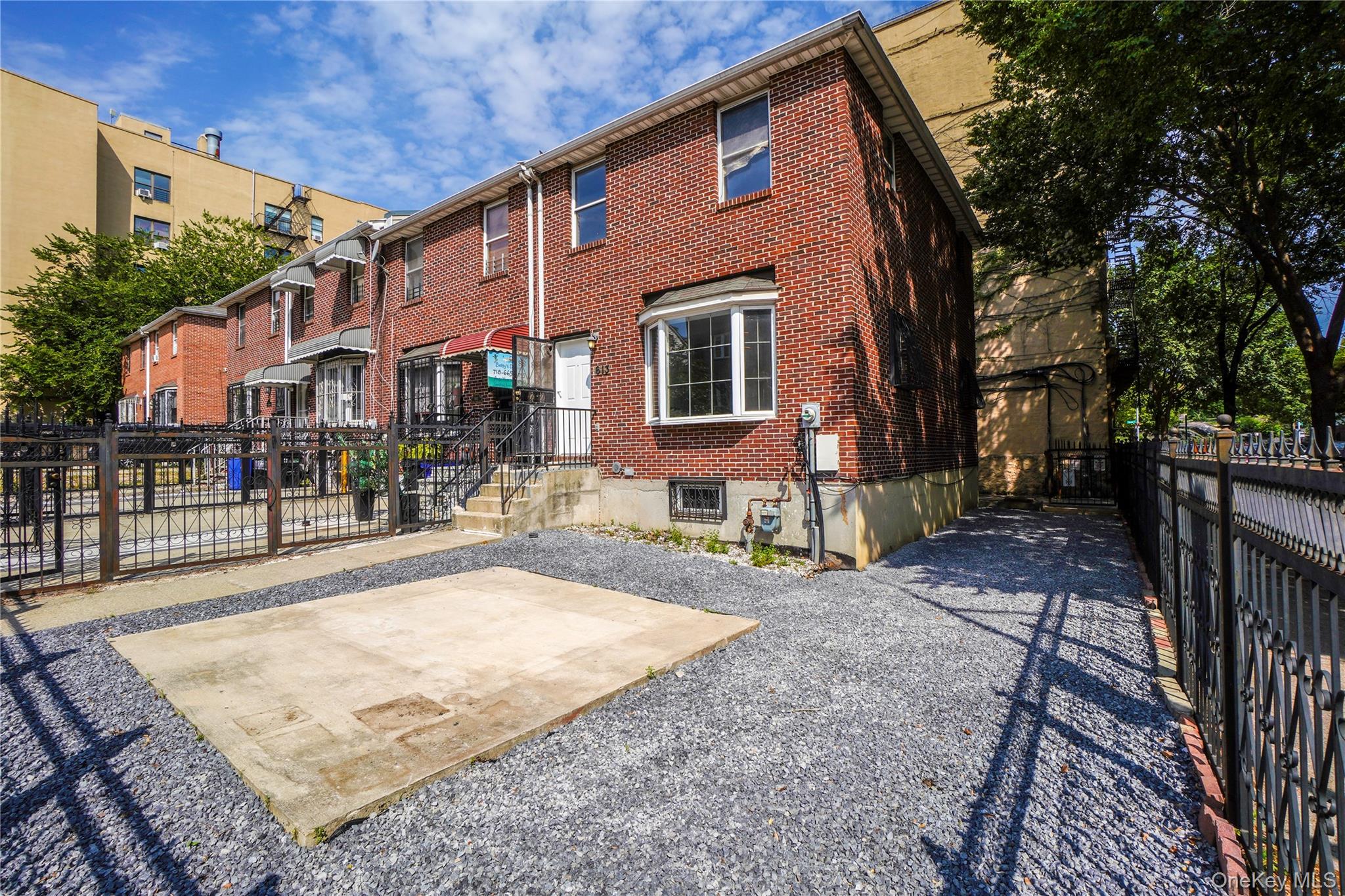 613 Oak Terrace, Bronx NY 10454