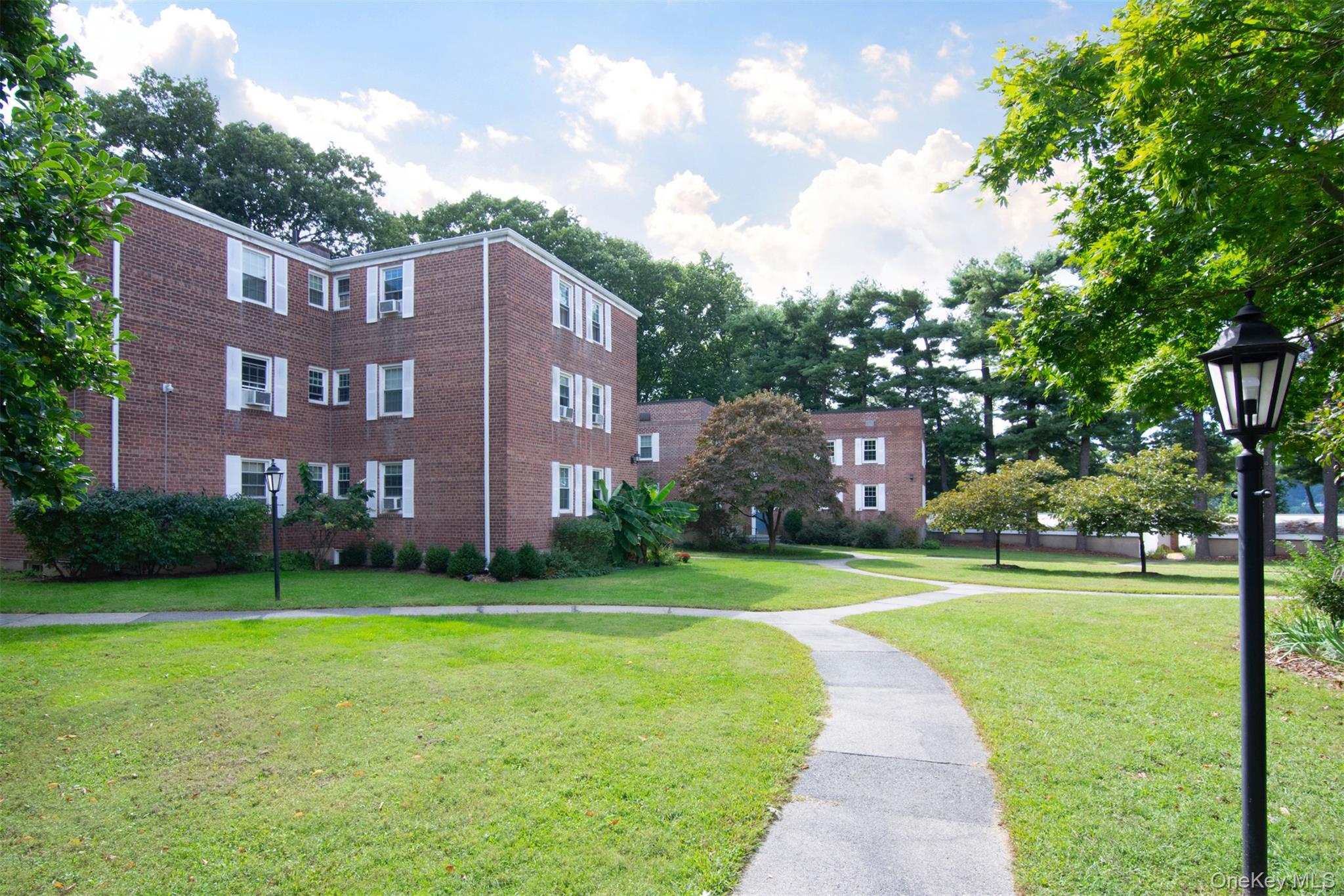 741 N Broadway Unit 3D, Hastings-on-Hudson NY 10706