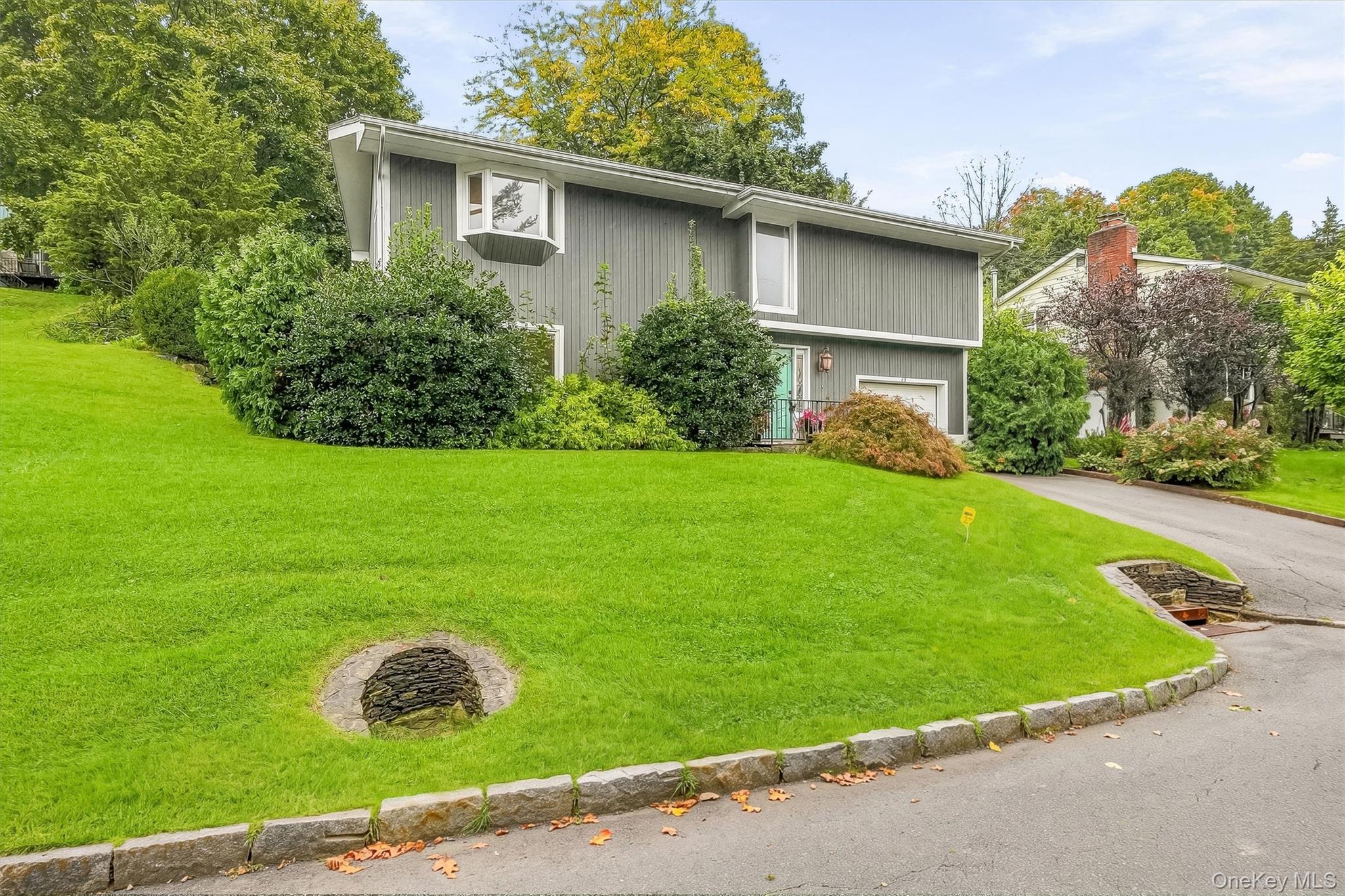 83 Edgepark Road, White Plains NY 10603