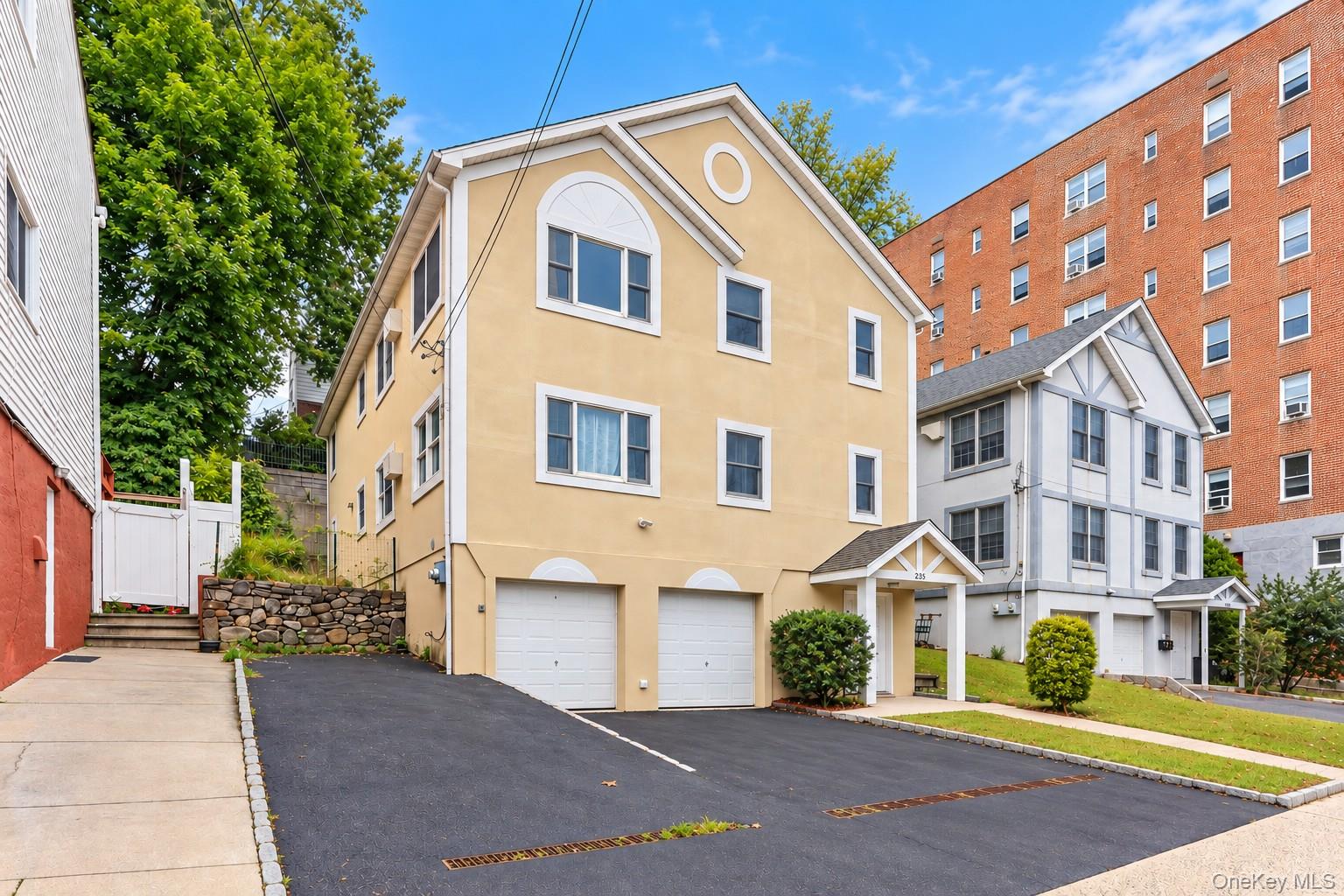 235 Bronx River Road, Yonkers NY 10704