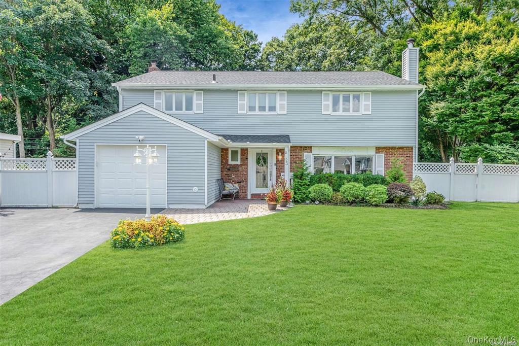 23 Barry Drive, Glen Cove NY 11542
