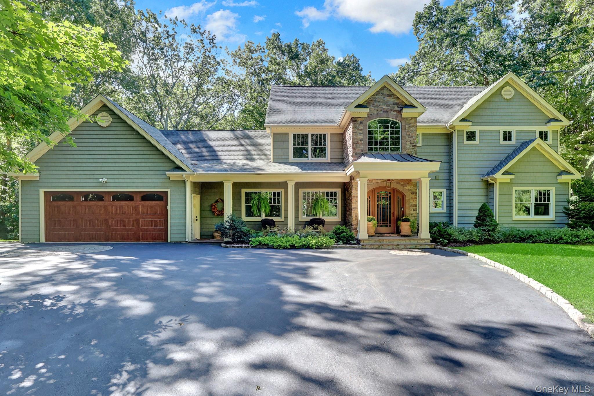 53 Bell Circle, Port Jefferson NY 11777