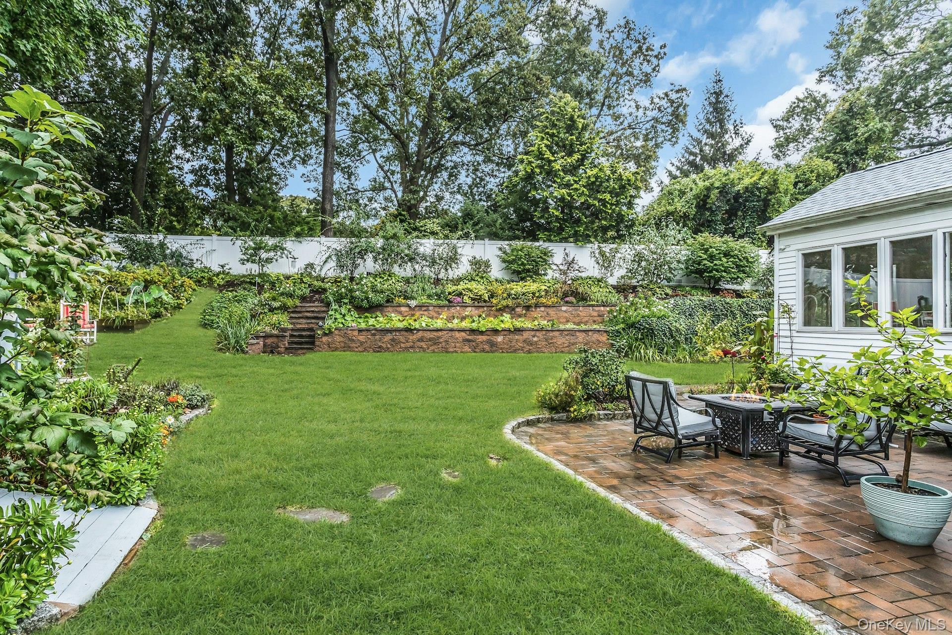 22 Rolling Hills Drive, Huntington Station NY 11746