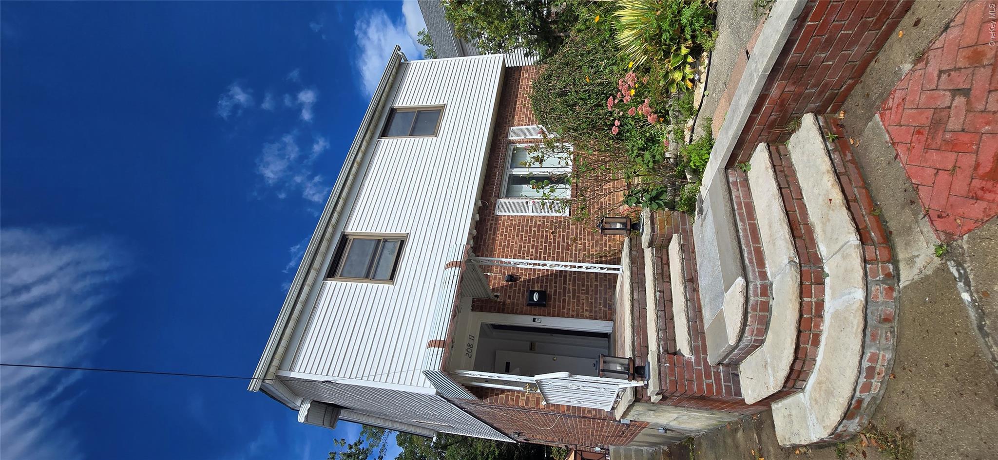 20811 Richland Avenue, Oakland Gardens NY 11364