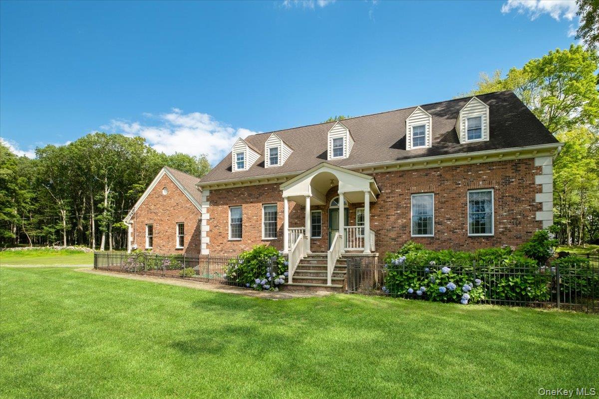 46 Skyhigh Road, Putnam Valley NY 10579