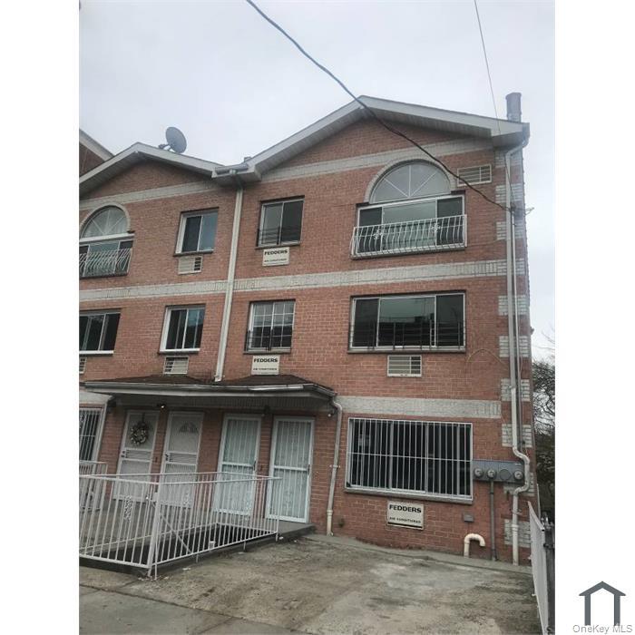 3969 Carpenter Avenue, Bronx NY 10466