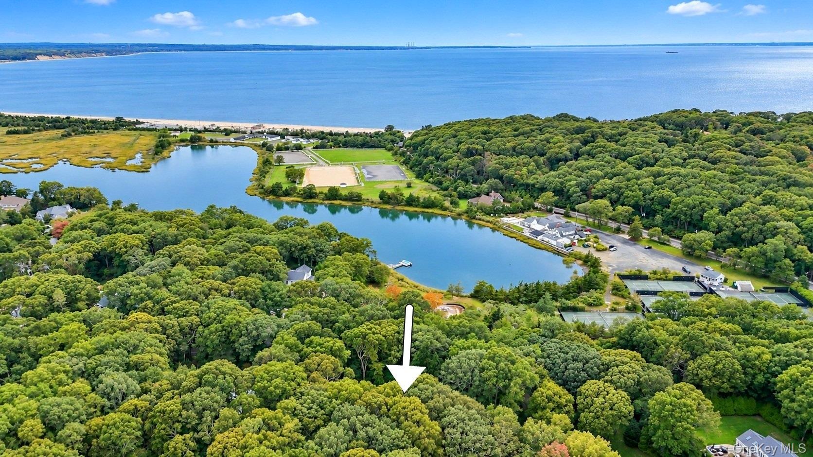 2 Glenwater Lane, East Setauket NY 11733