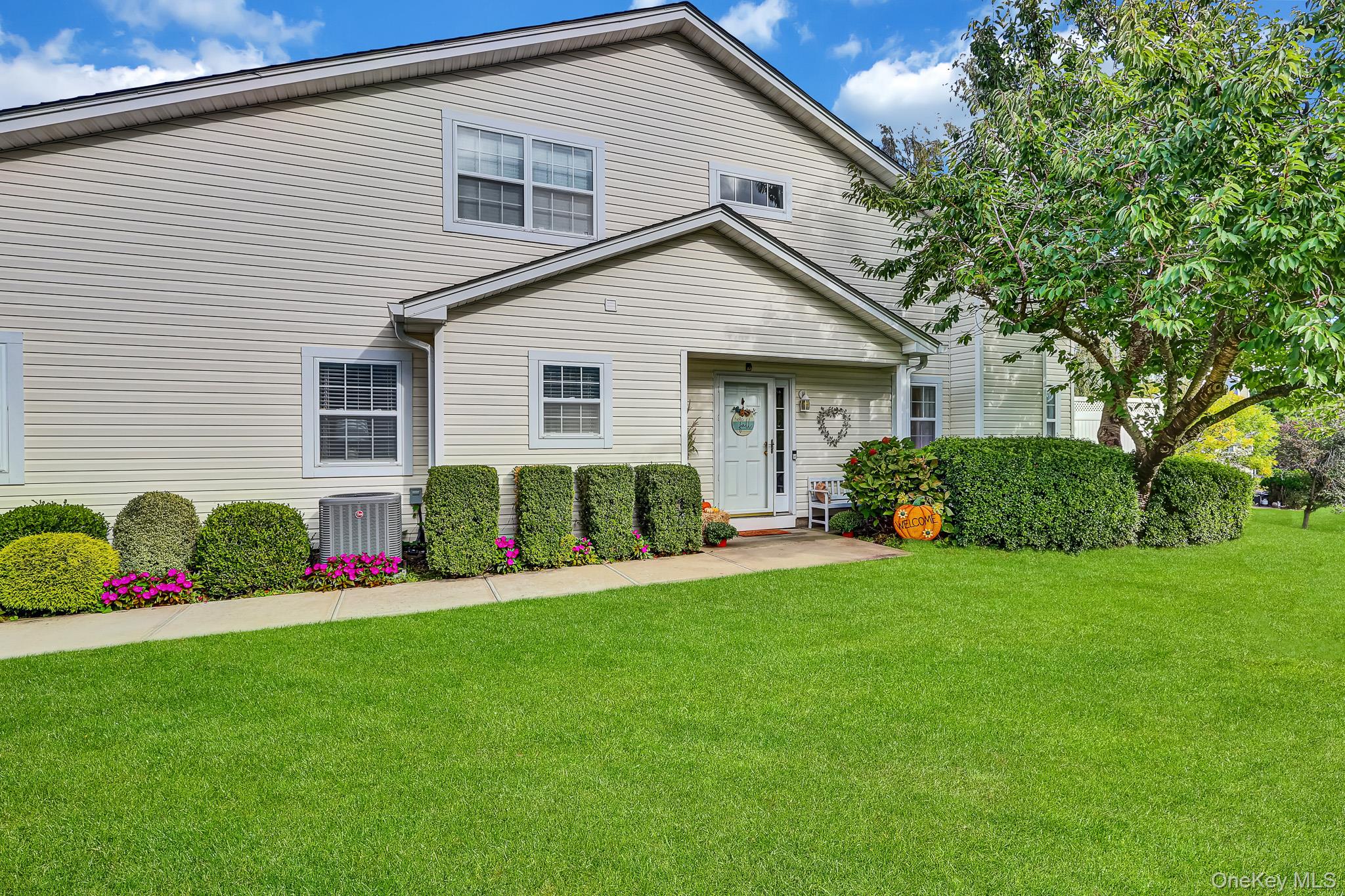 224 Erik Drive, East Setauket NY 11733