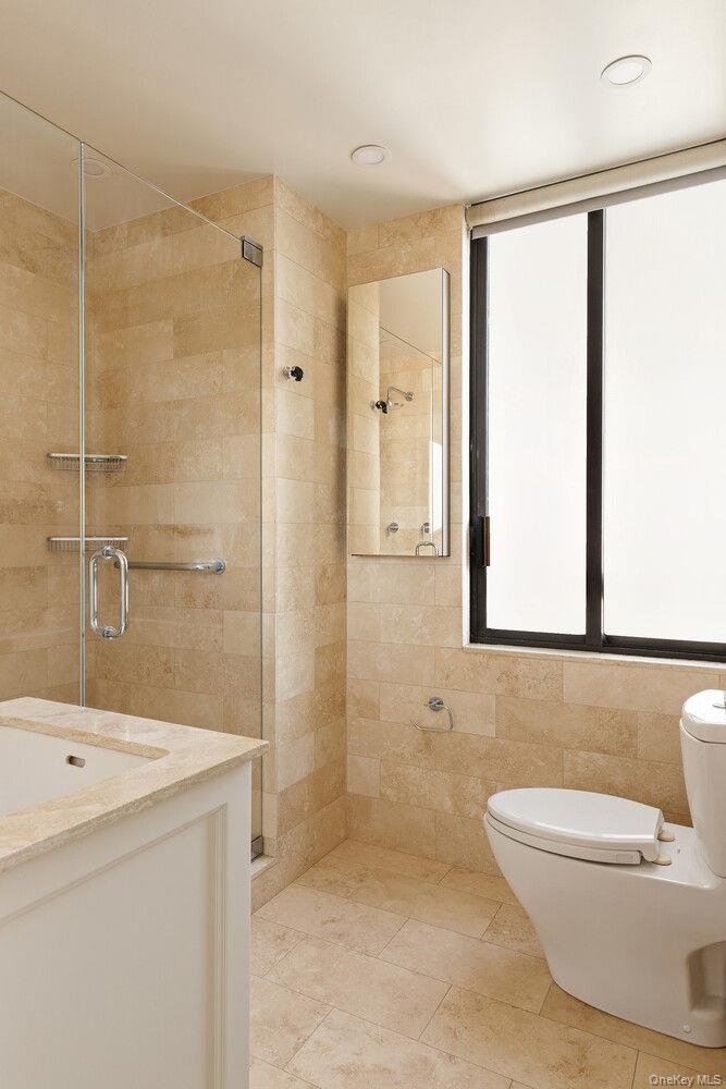 171 E 84TH Street Unit 33E, Manhattan NY 10028