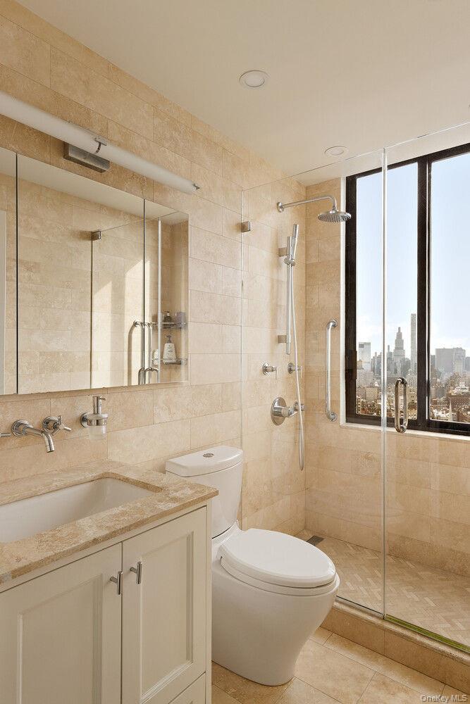 171 E 84TH Street Unit 33E, Manhattan NY 10028