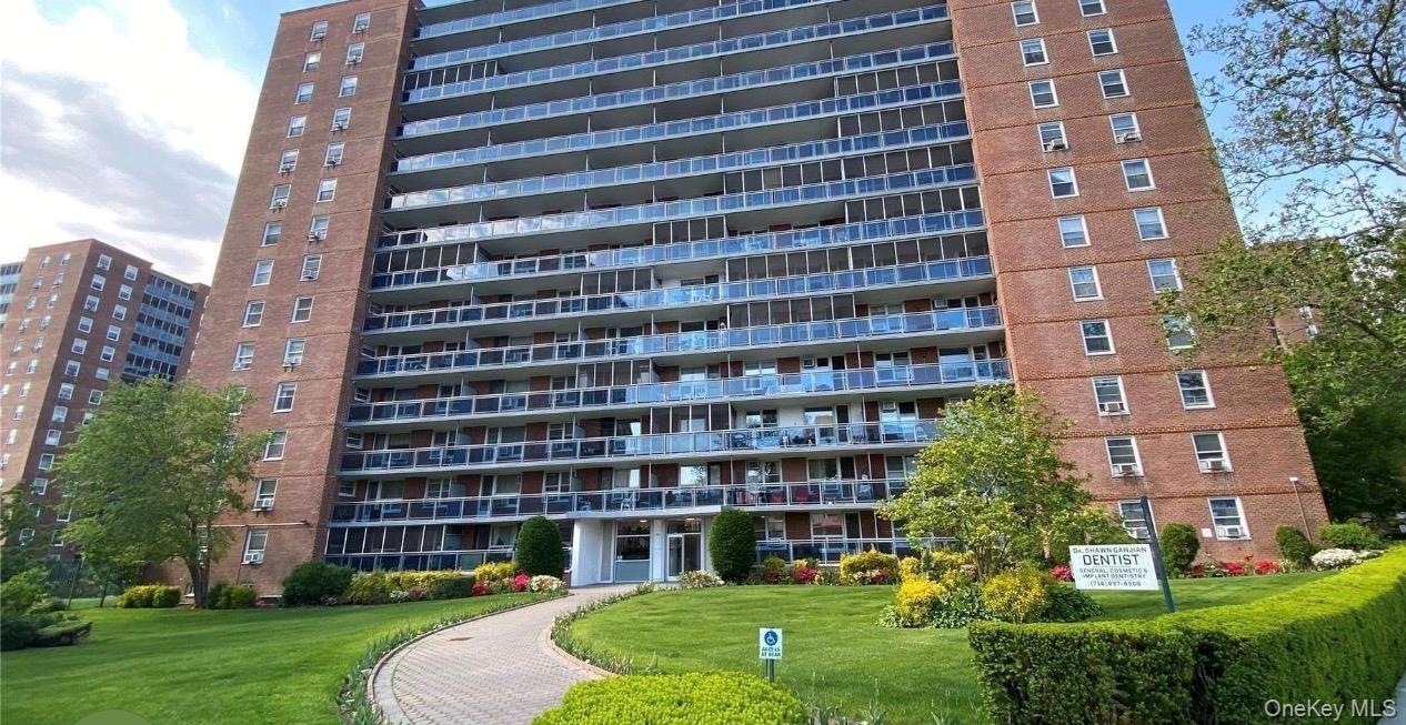 97-37 63 Road Unit 5C, Rego Park NY 11374