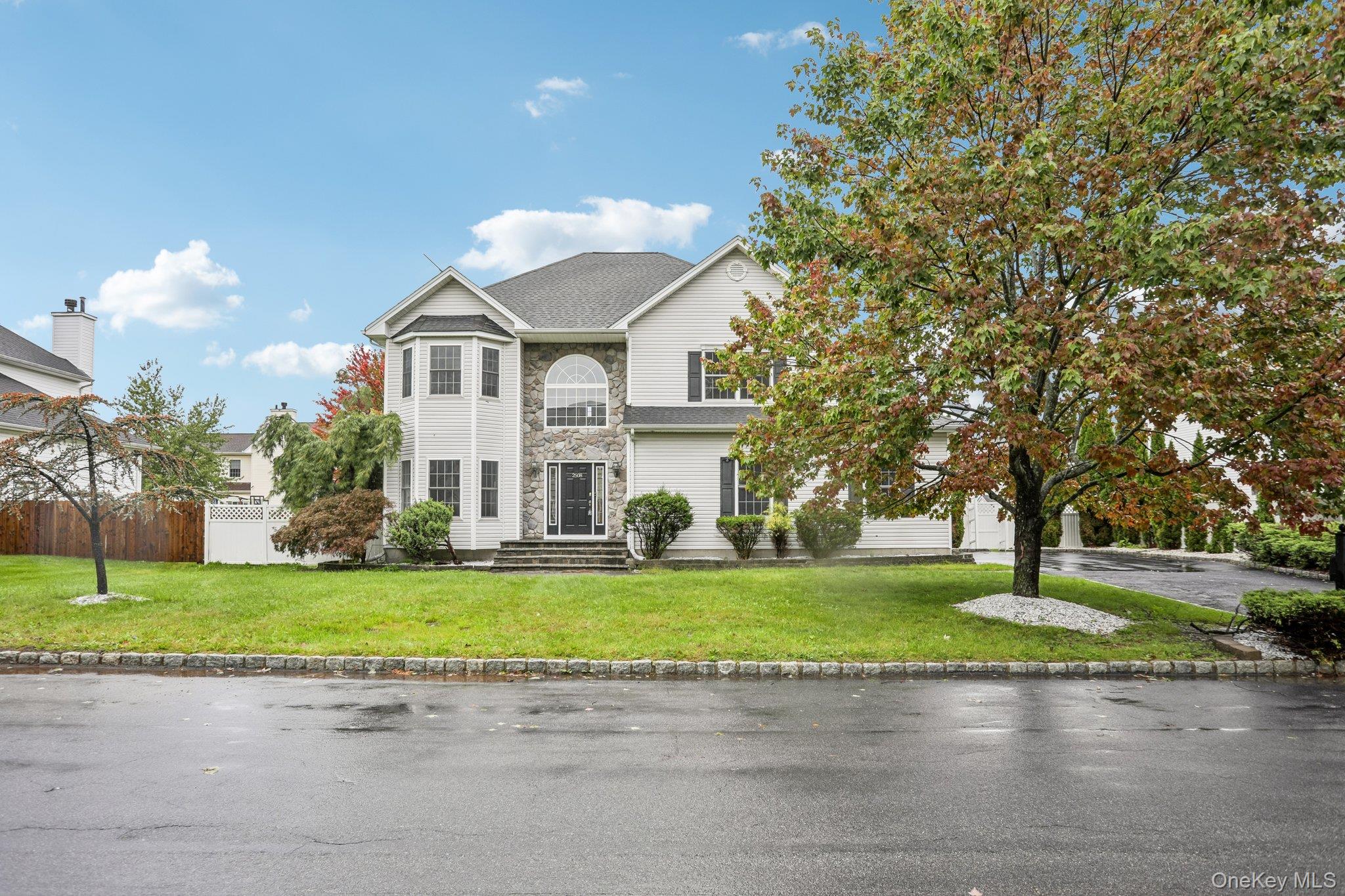 2508 Constitution Way, New Windsor NY 12553