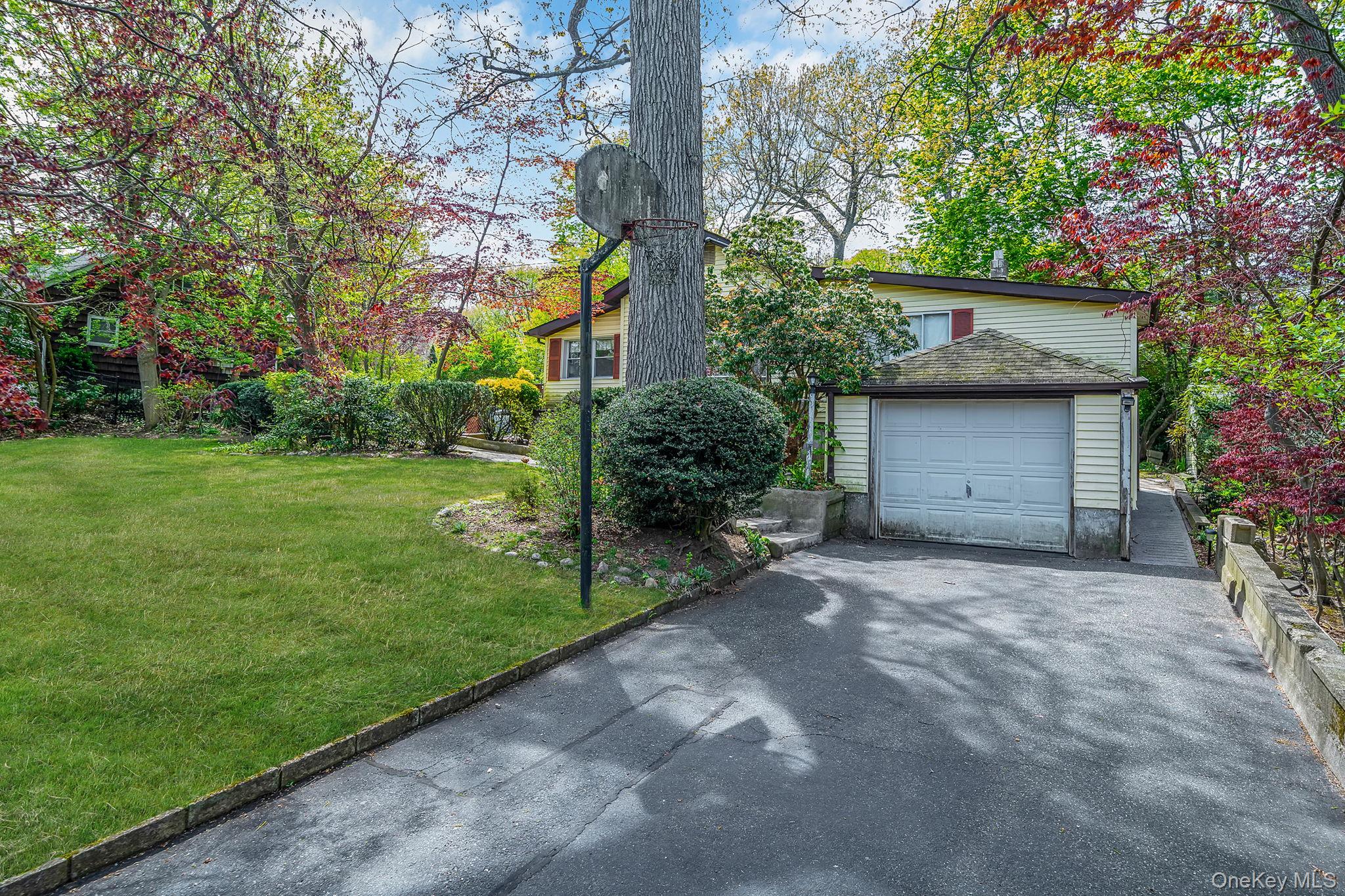 18 Houghton Boulevard, Stony Brook NY 11790