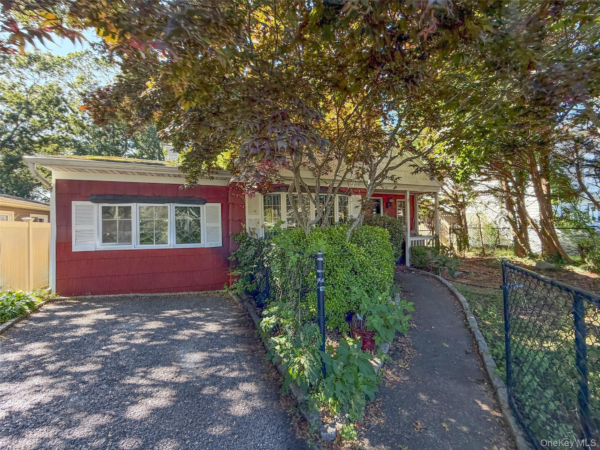 30 Oakwood Drive, Shirley NY 11967