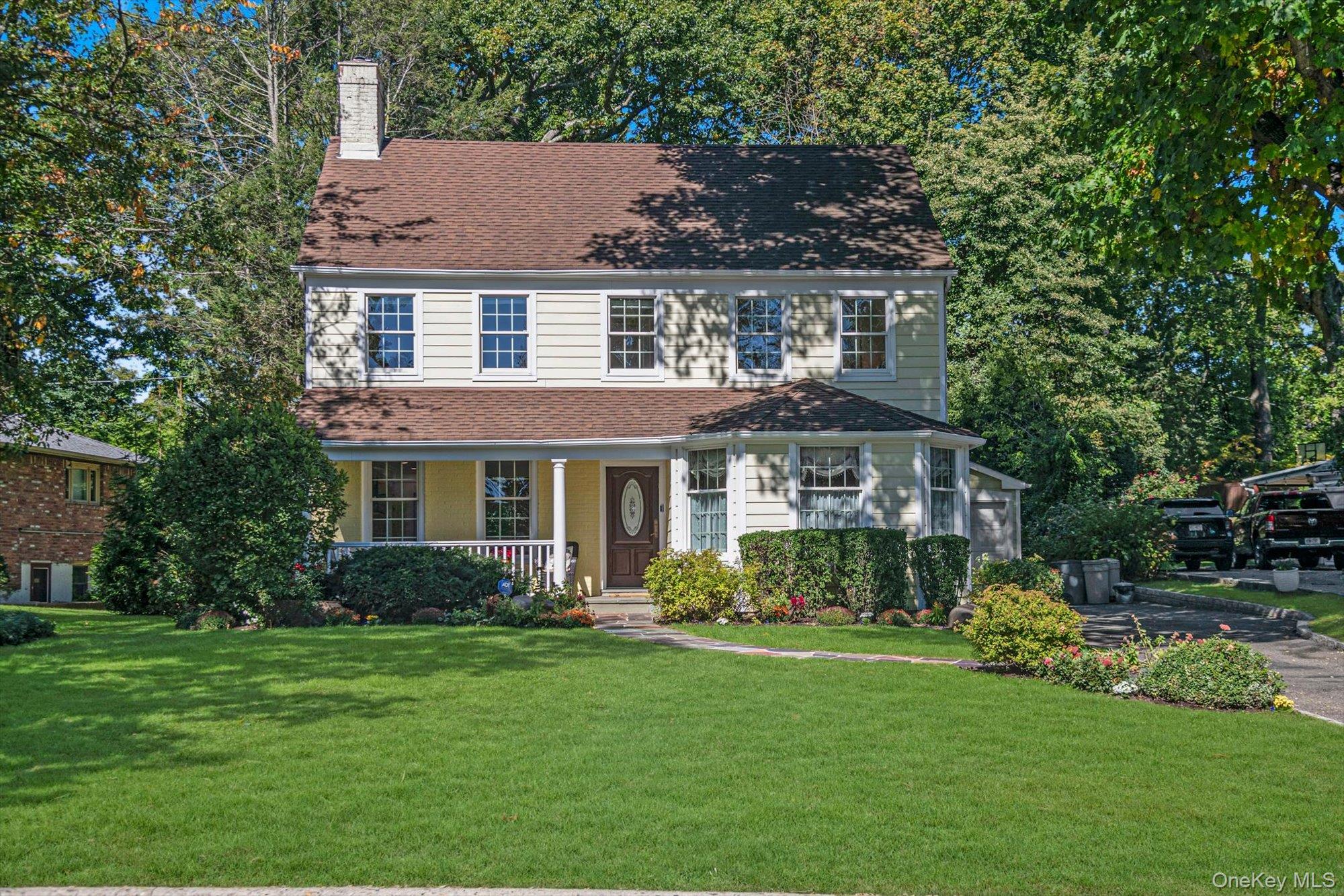 86 Summit Road, Port Washington NY 11050