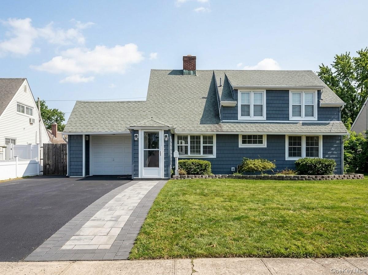 59 March Lane, Westbury NY 11590