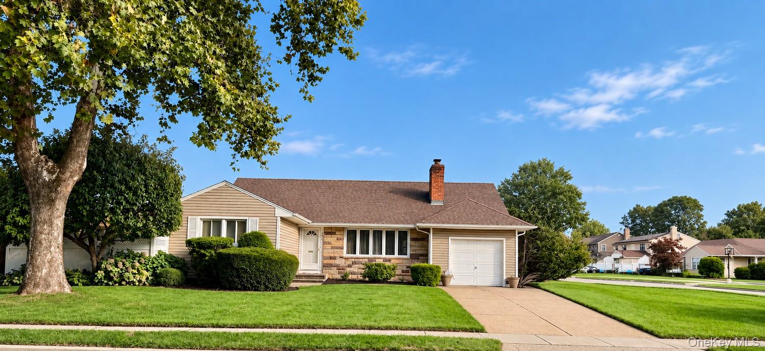 3473 S Hawthorne Drive S, Wantagh NY 11793