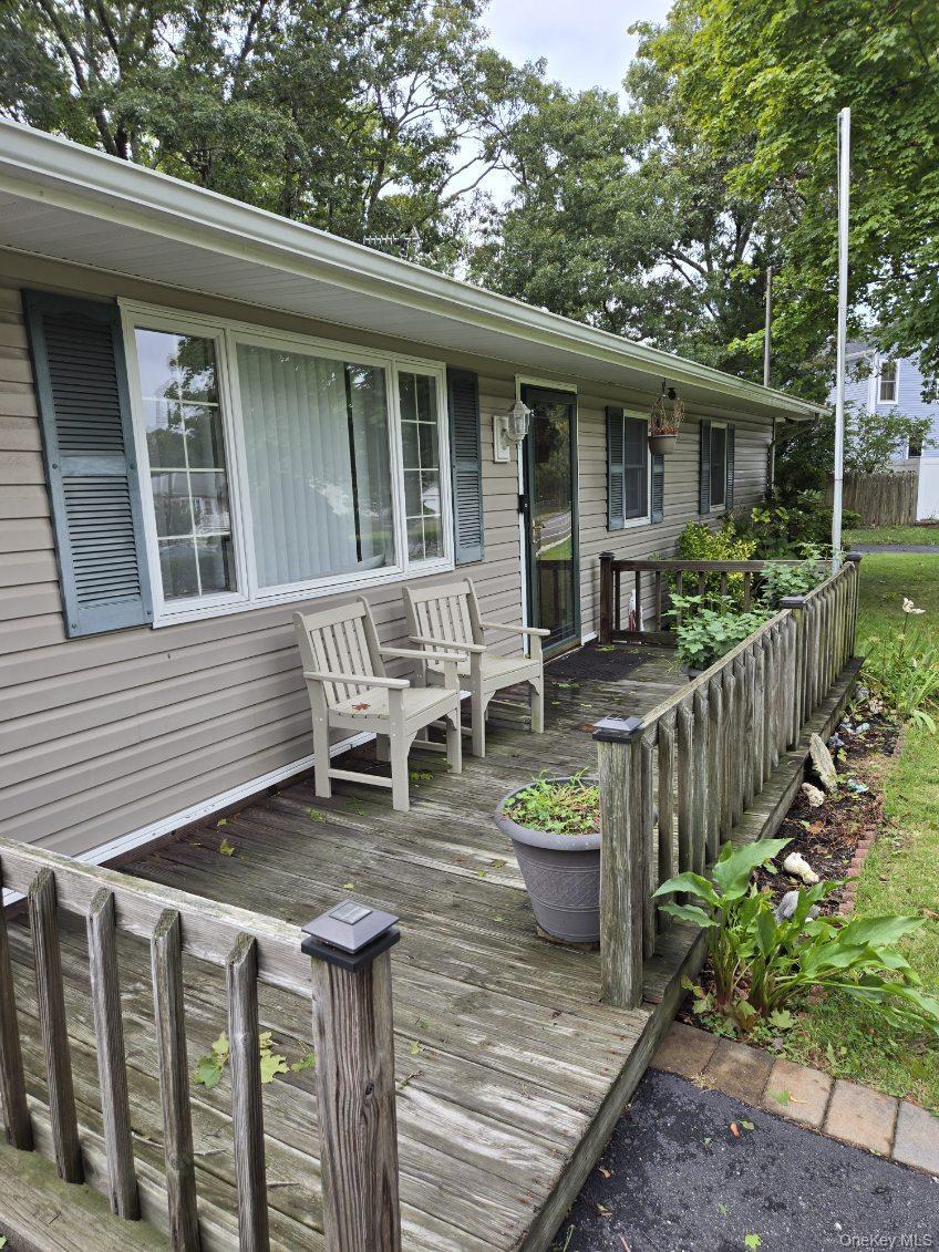 34 Floyd Road, Shirley NY 11967