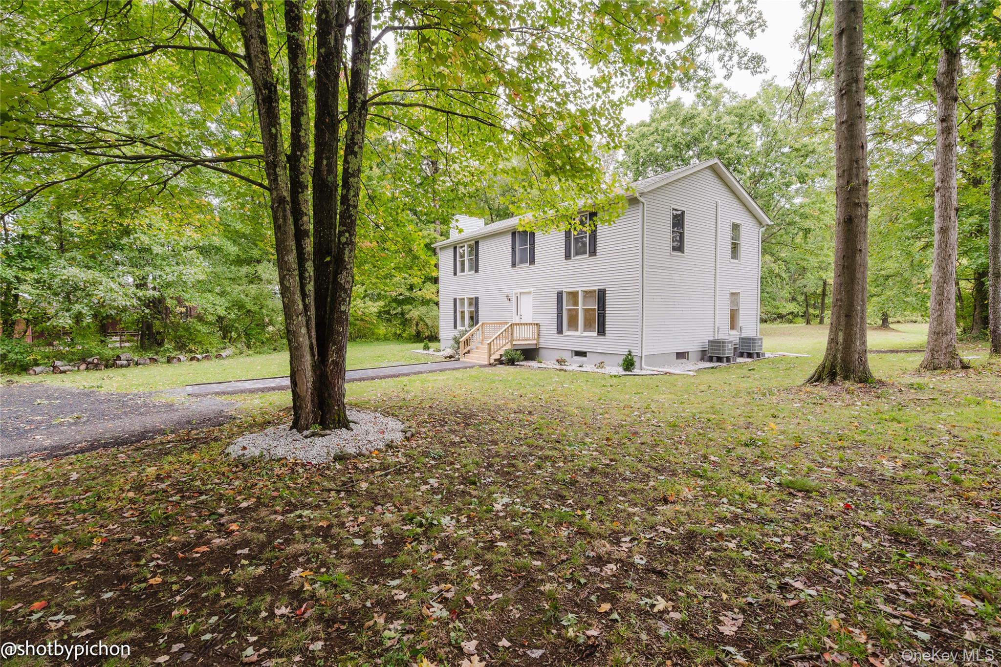447 N Elting Corners Road, Highland NY 12528