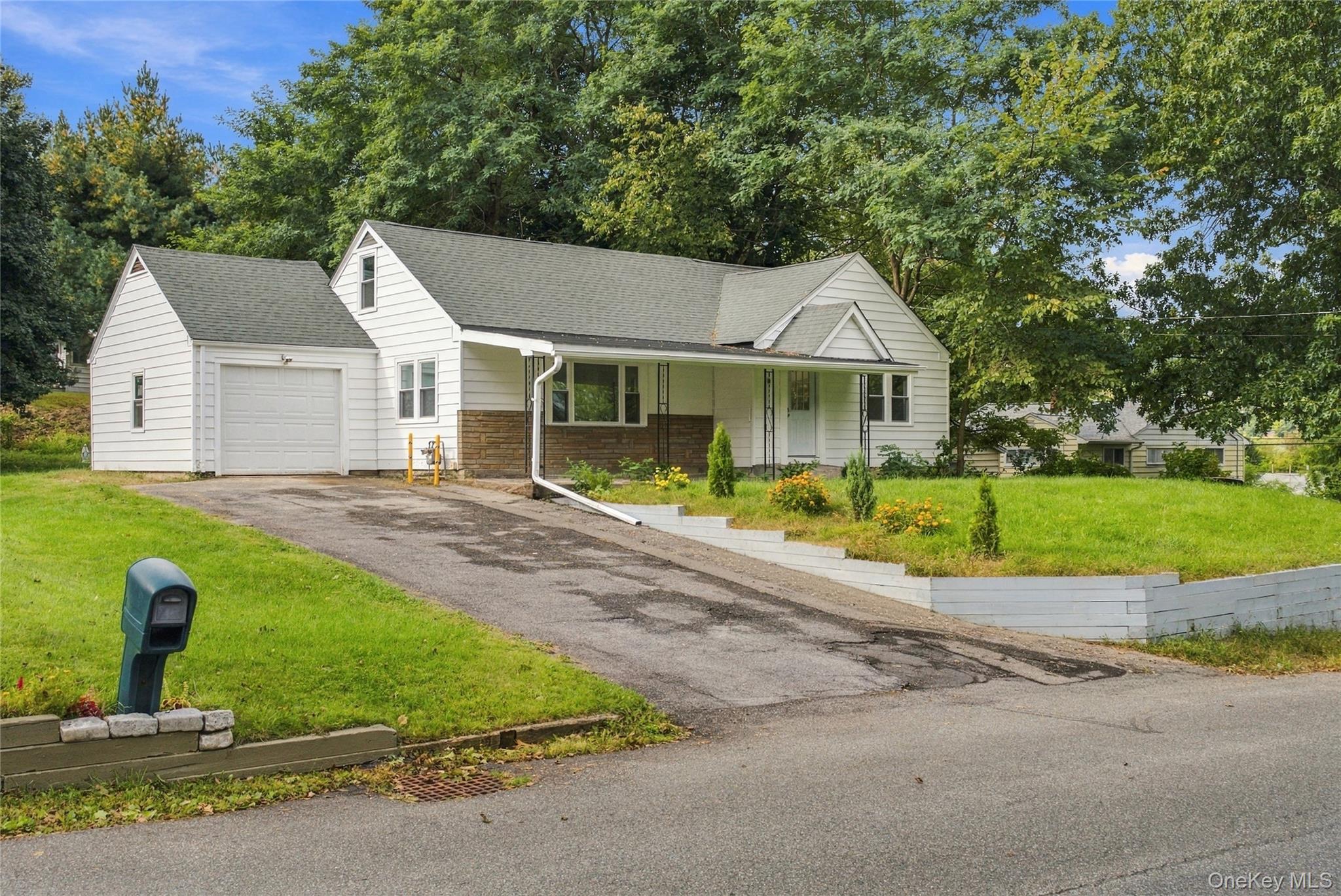 3 Hilltop Drive, New Windsor NY 12553