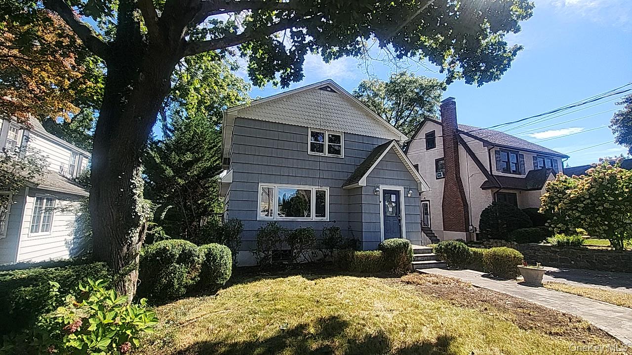 10 Shelley Avenue, Valhalla NY 10595