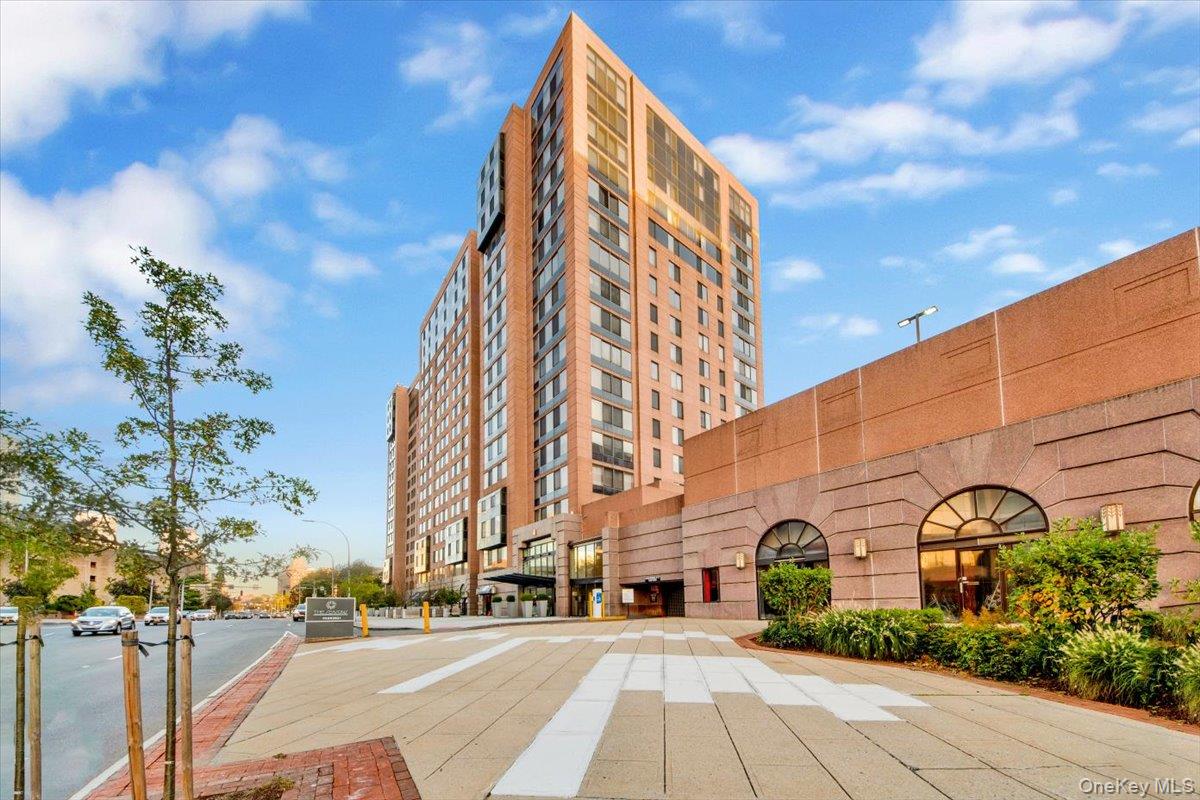 4 Martine Avenue Unit 1507, White Plains NY 10606