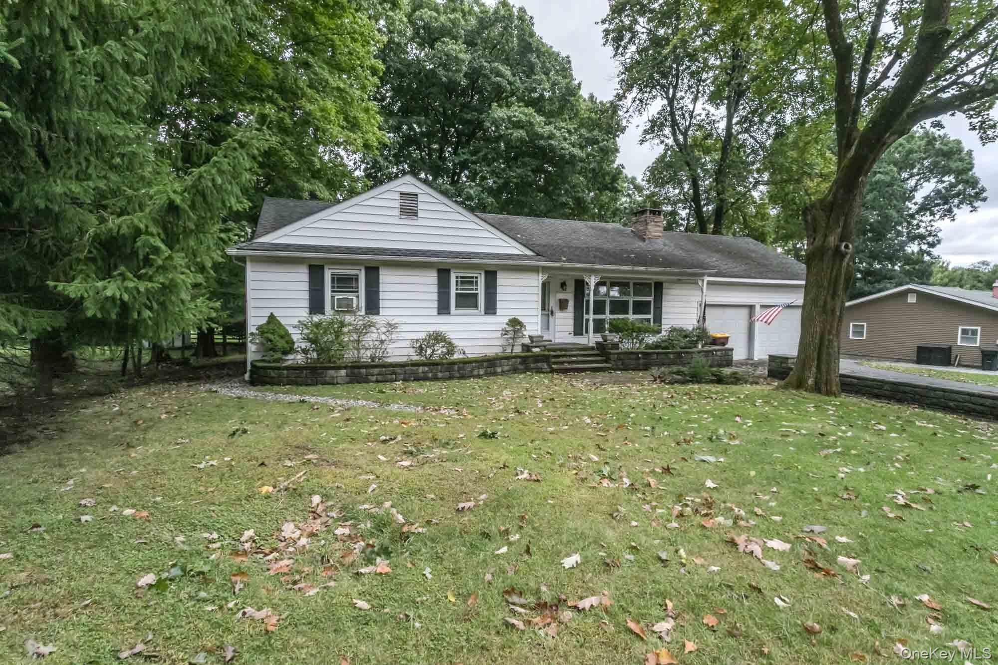 8 Crescent Avenue, Warwick NY 10990