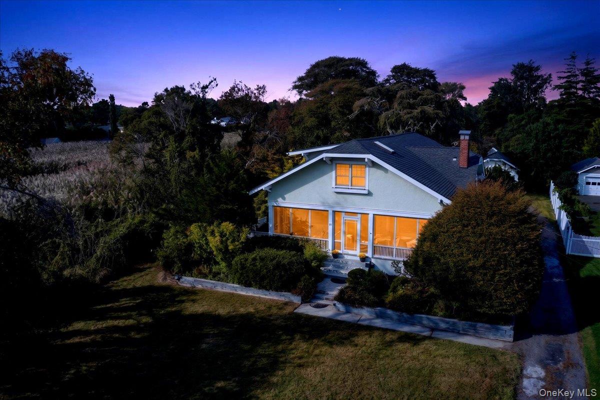 81 Oak Road, Bayport NY 11705