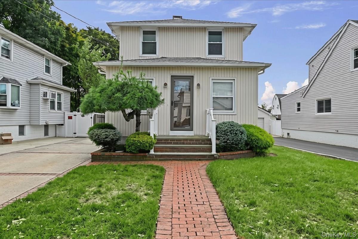 309 Frederick Avenue, Bellmore NY 11710