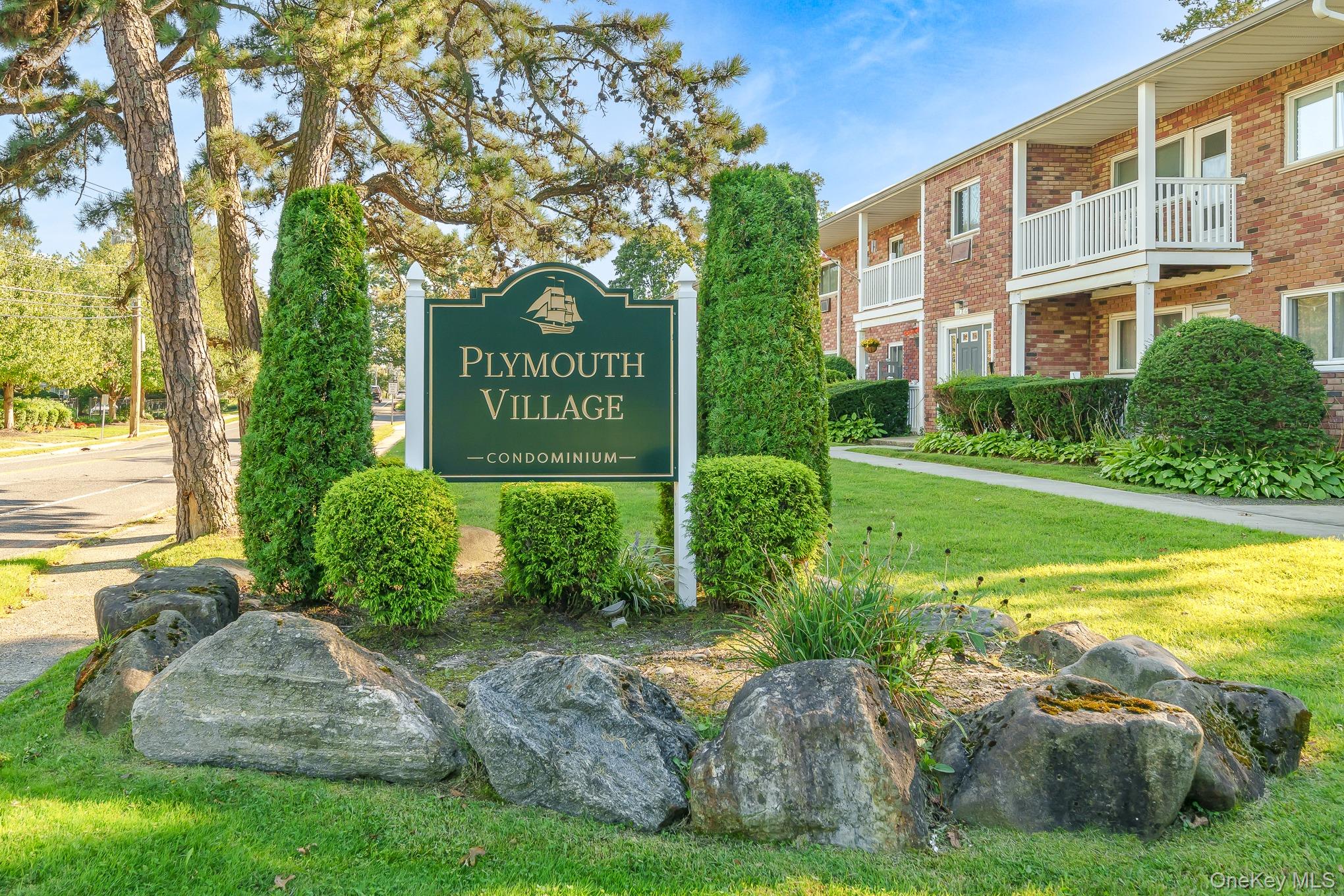 61 Adams Unit 2A, Central Islip NY 11722