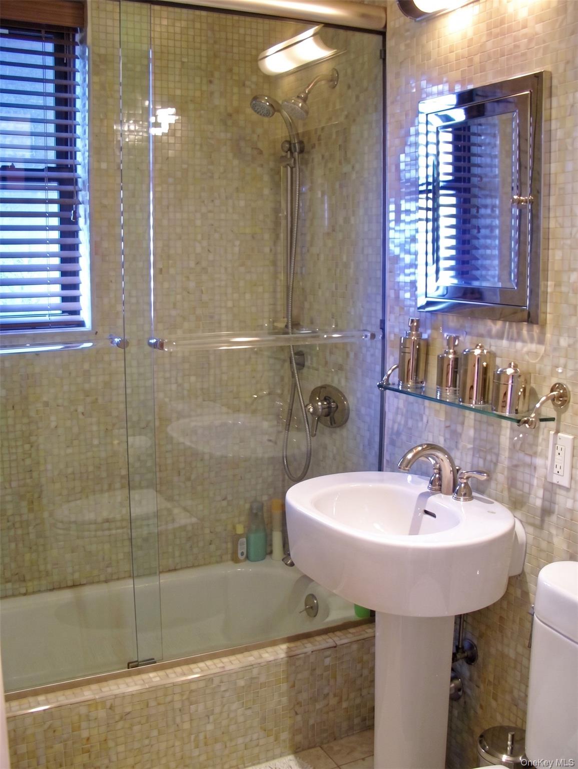 54 East 8th Street Unit 3J, Manhattan NY 10003