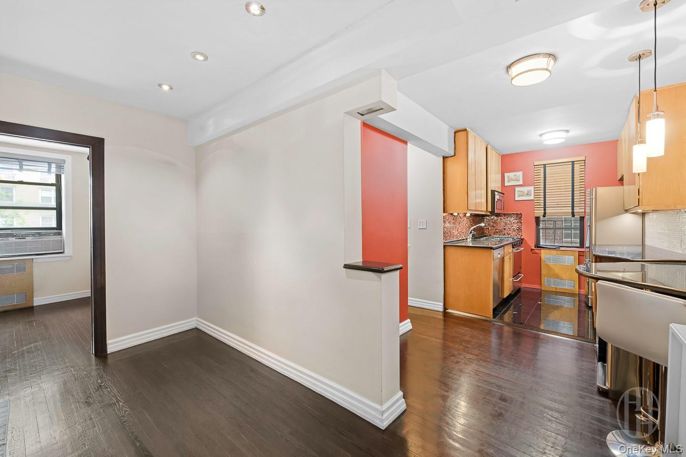 54 East 8th Street Unit 3J, Manhattan NY 10003