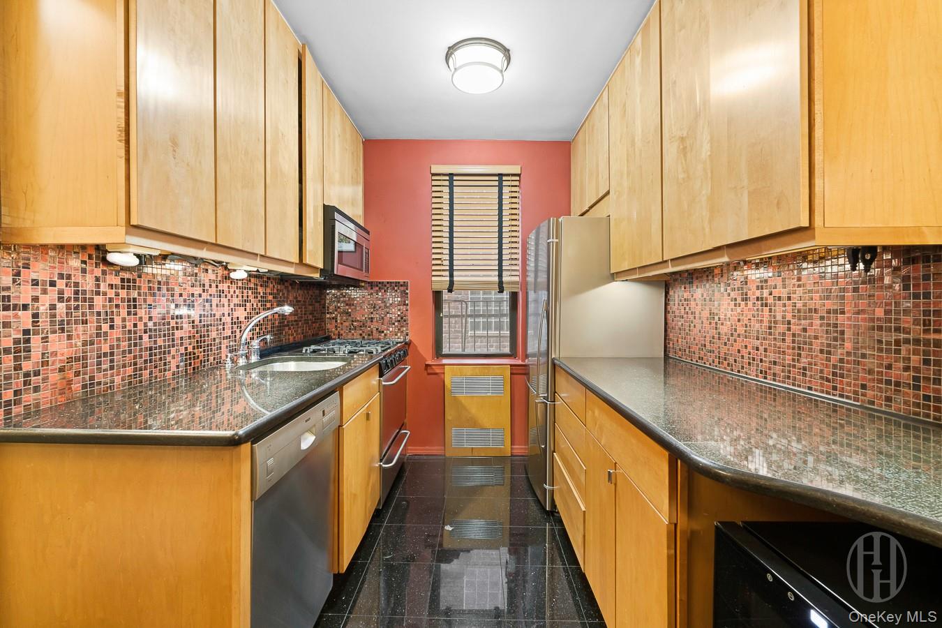54 East 8th Street Unit 3J, Manhattan NY 10003