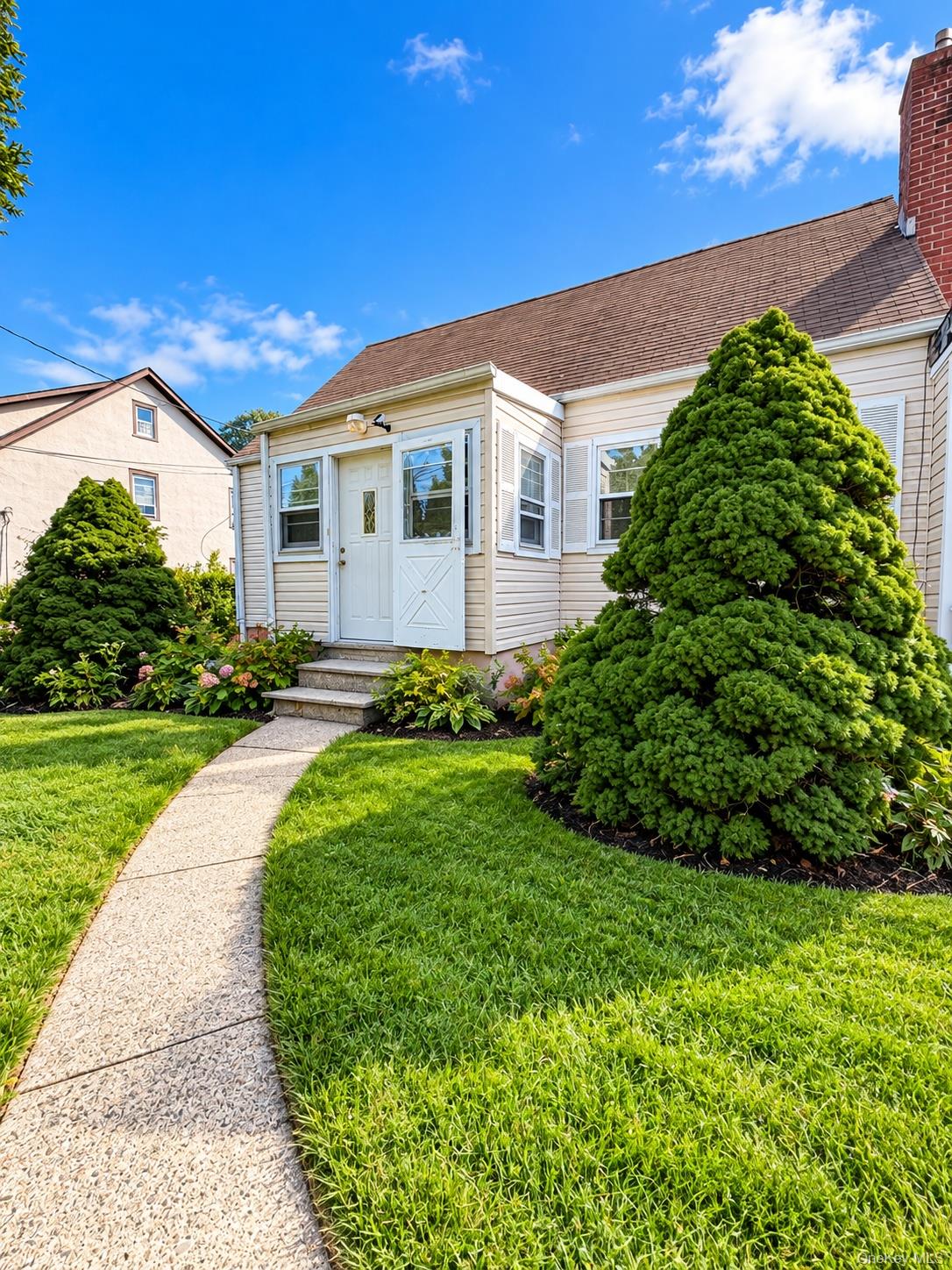12 N Mortimer Avenue, Elmsford NY 10523