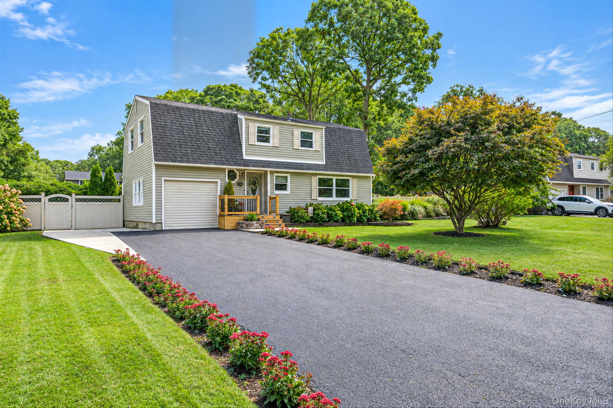 27 Wagner Drive, Coram NY 11727
