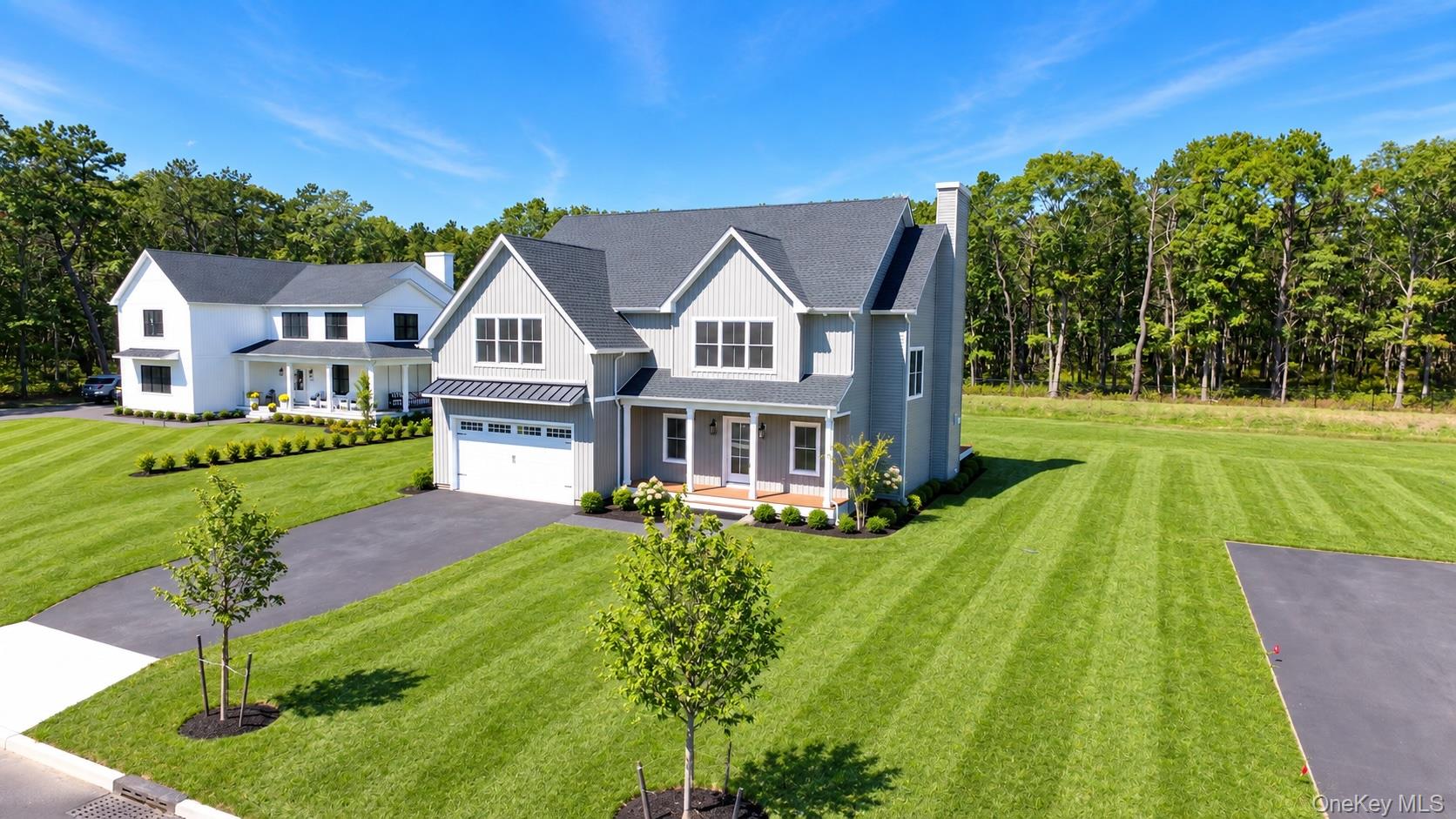 11 N Colonels Path, Manorville NY 11949