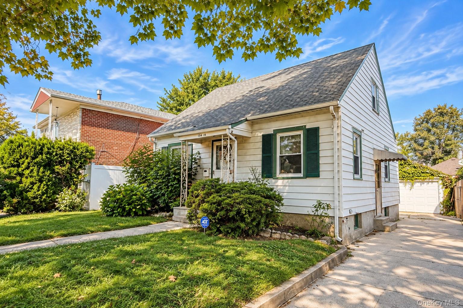 154-19 25th Avenue, Whitestone NY 11357