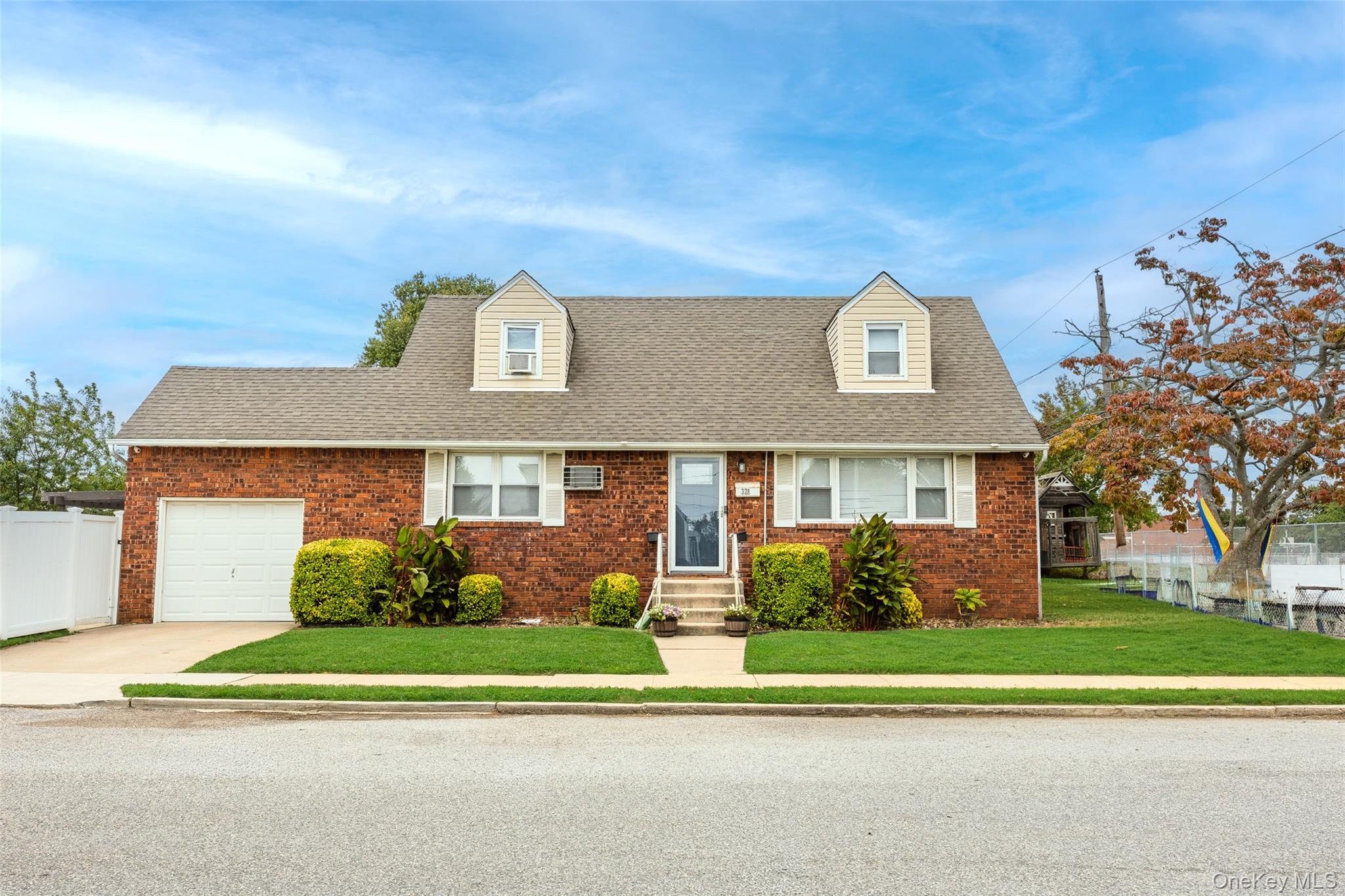 328 1st Avenue, Lindenhurst NY 11757