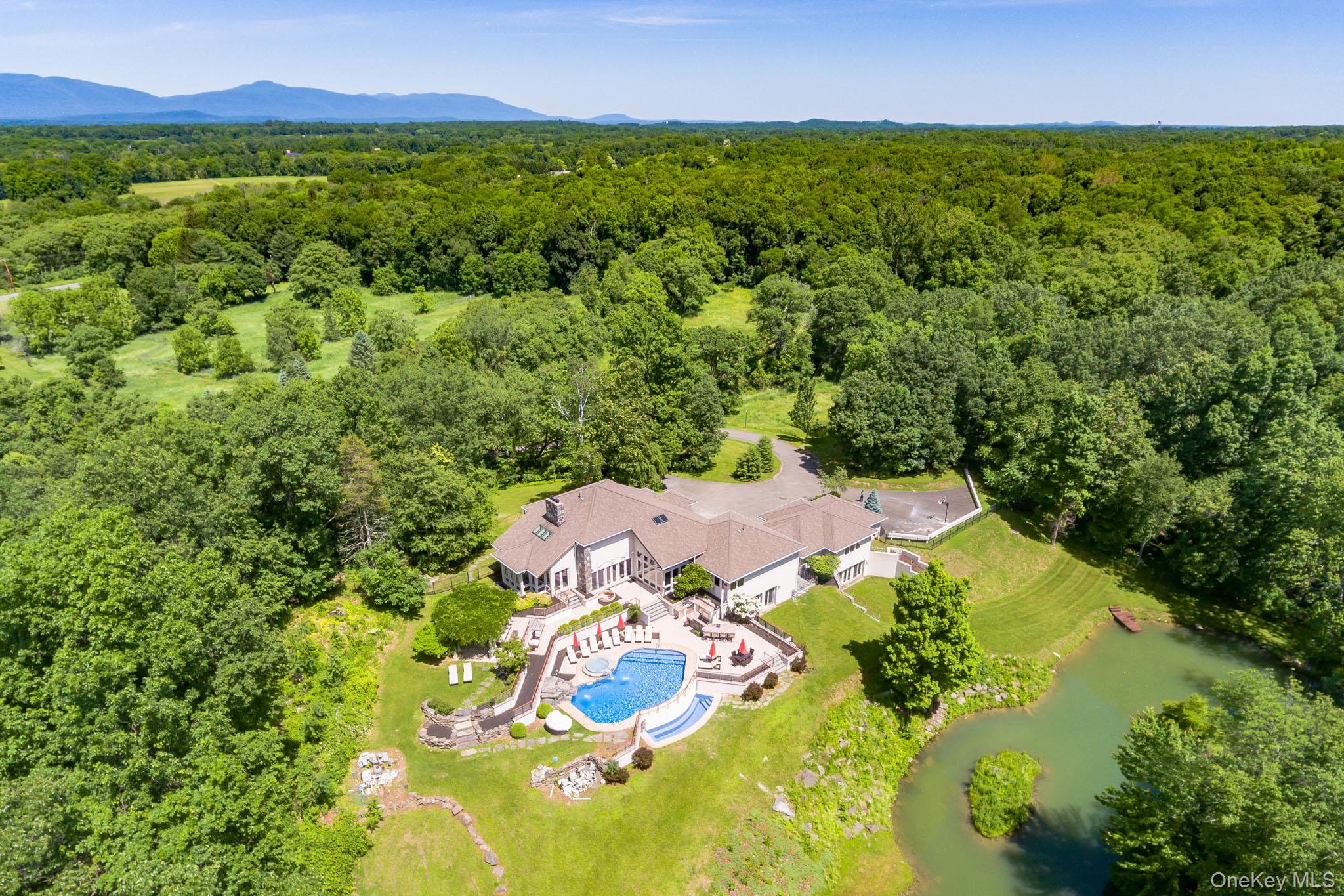 7030 Route 9, Rhinebeck NY 12572