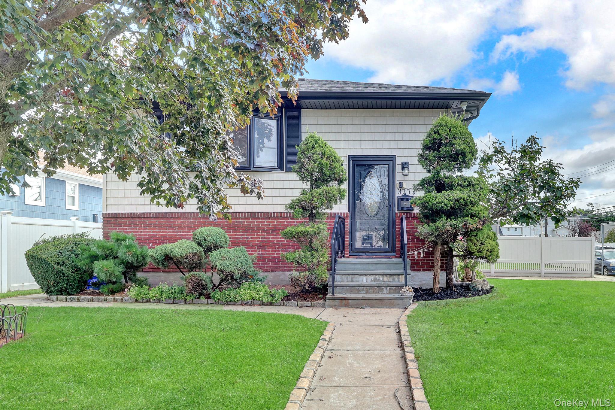 3273 5th Street, Oceanside NY 11572