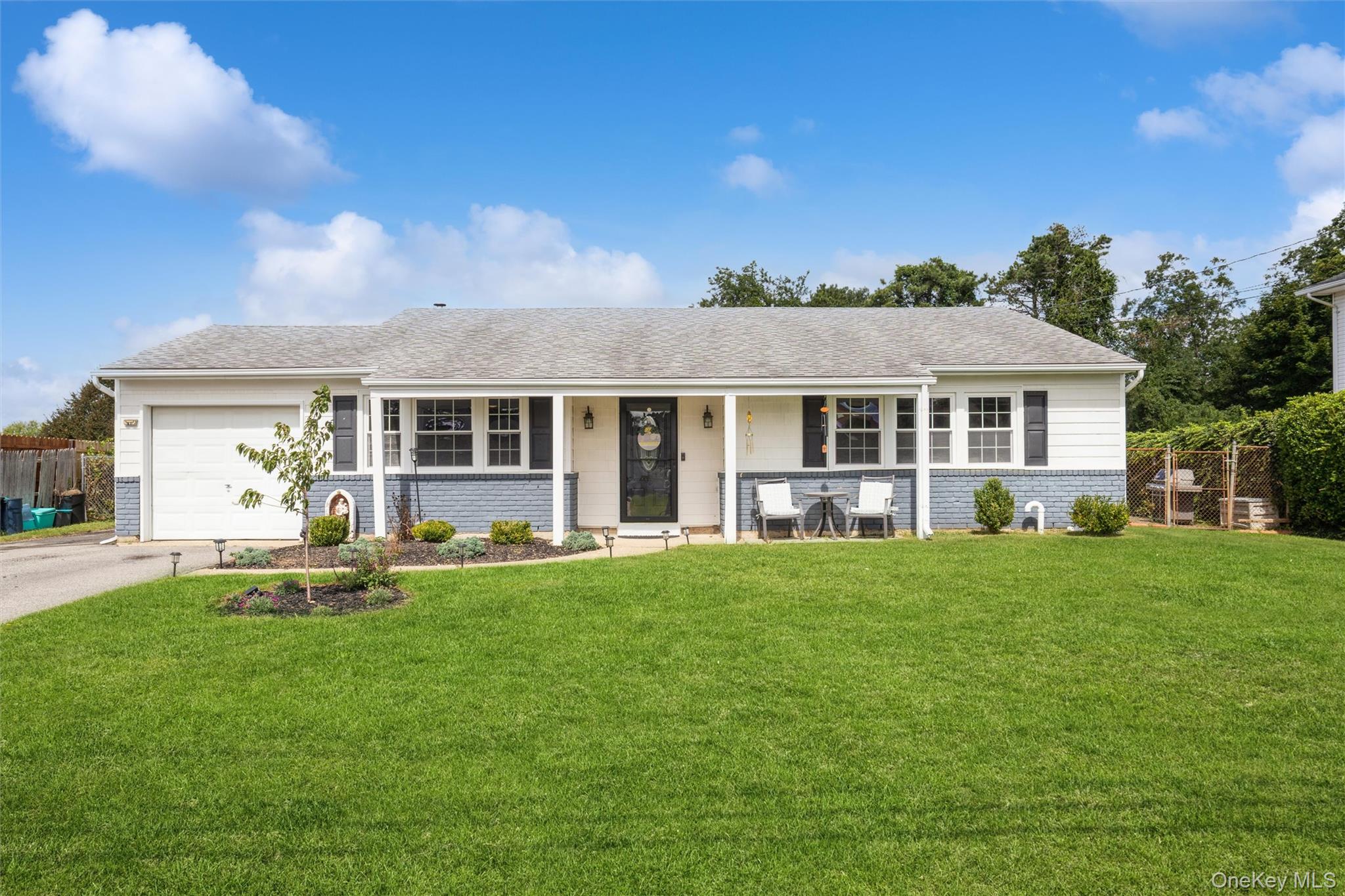 35 Norman Drive, Bohemia NY 11716