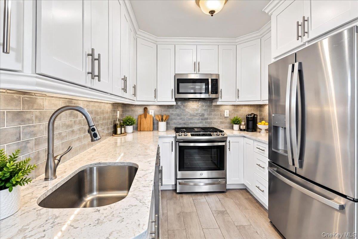 5635 Netherland Avenue Unit 2C, Bronx NY 10471