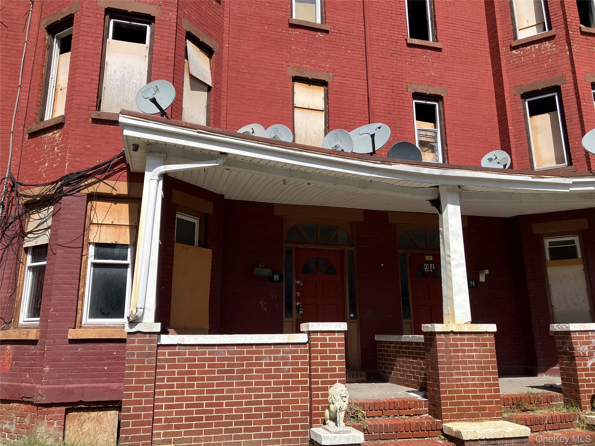 96 Overlook Place, Newburgh NY 12550