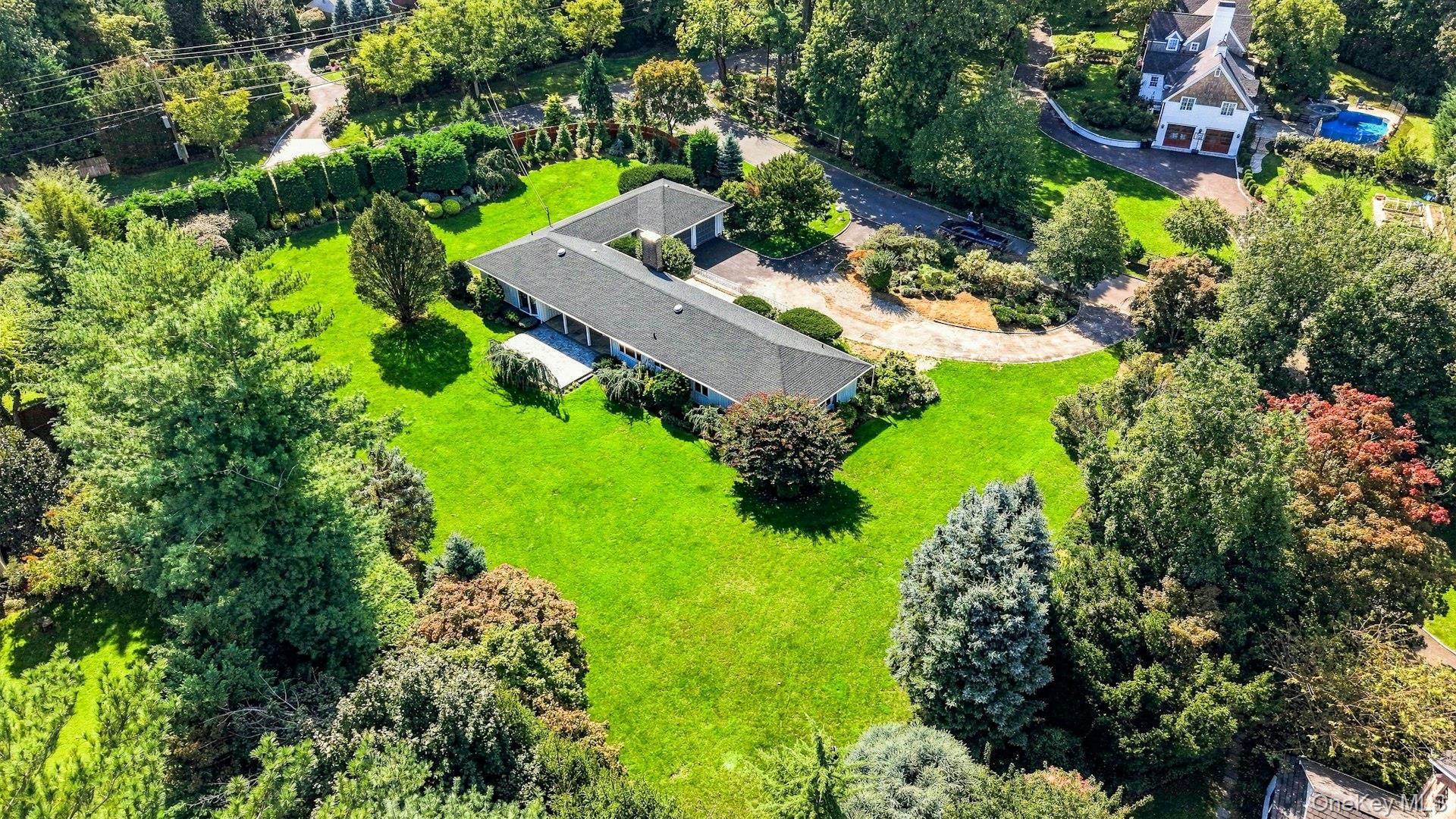 1 Cornwells Beach Road, Port Washington NY 11050