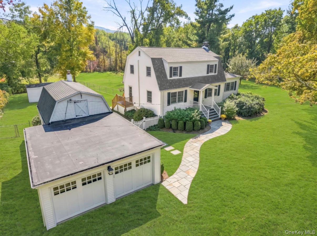 10 Barrett Drive, Hopewell Junction NY 12533