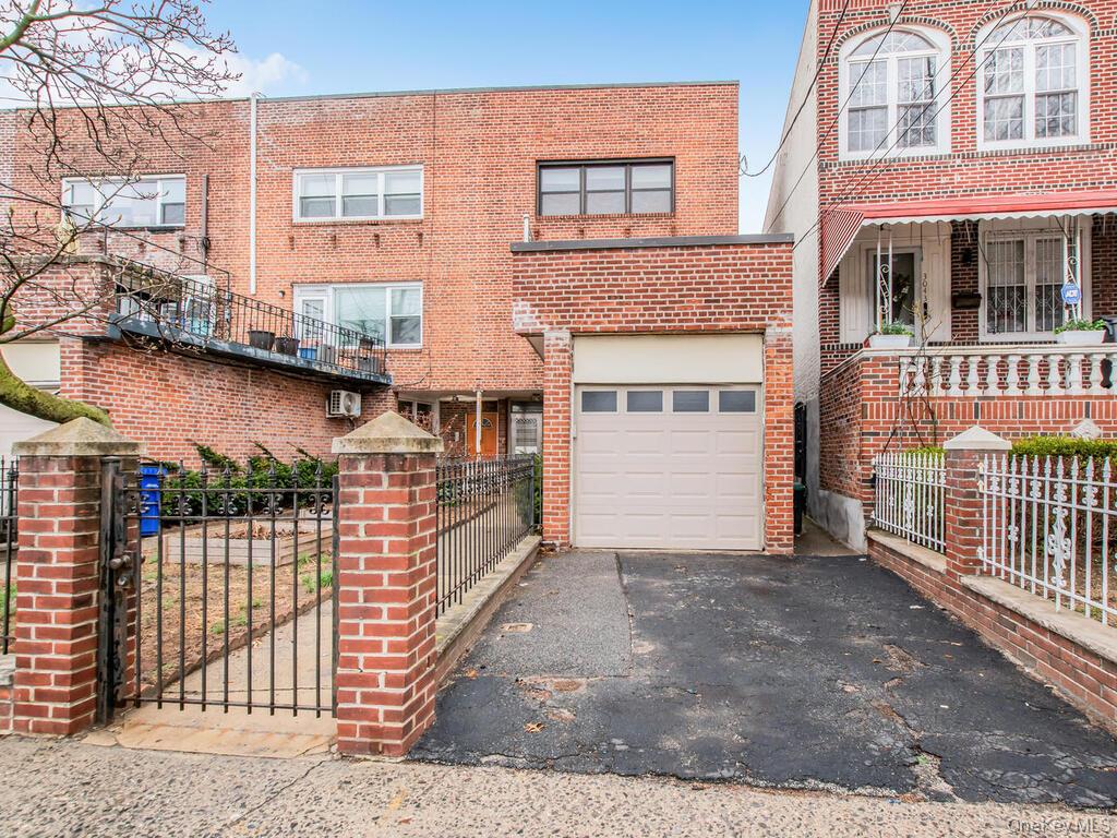 3041 Sedgwick Avenue, Bronx NY 10468