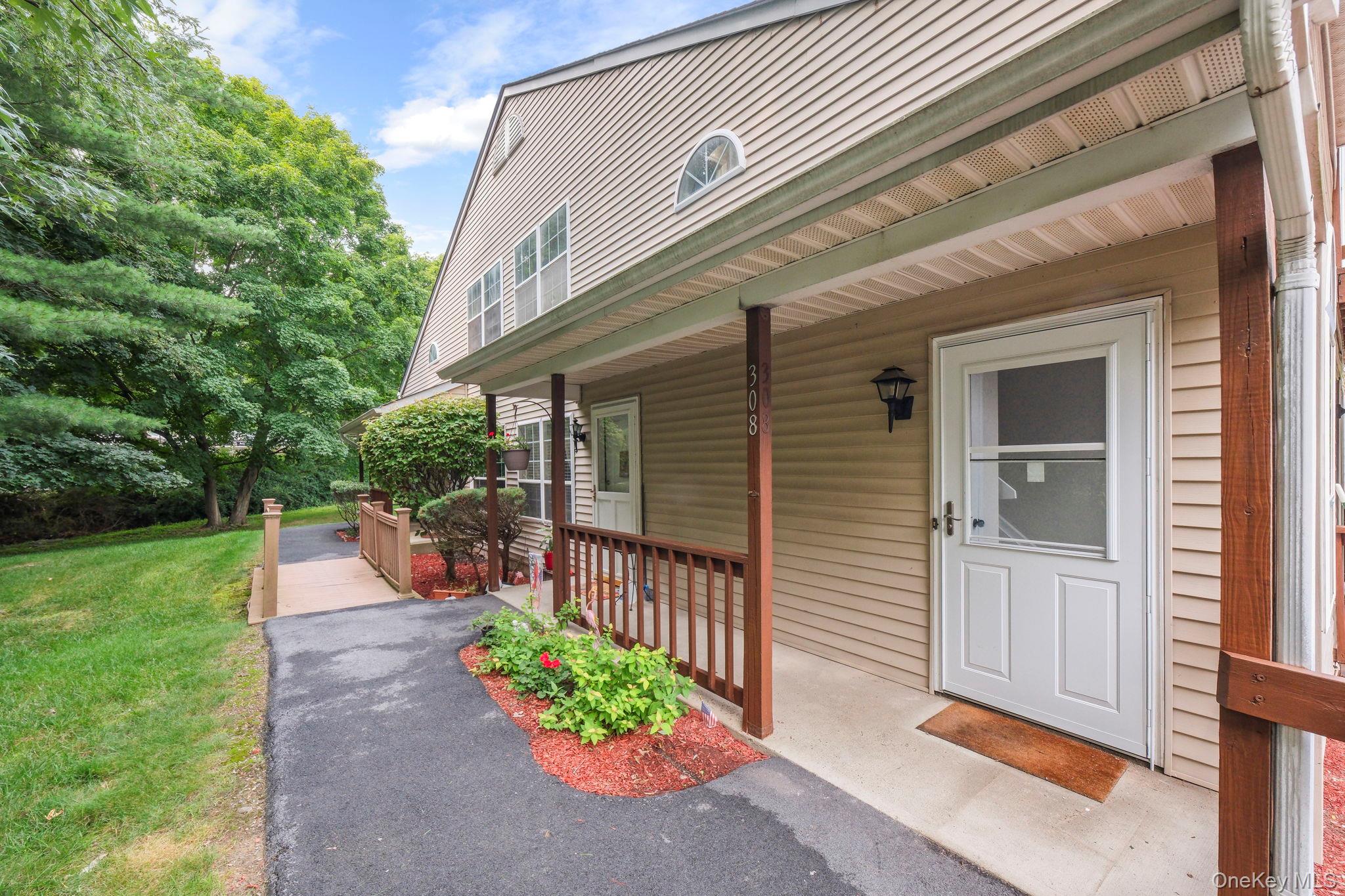 308 Magnolia Court, Highland Mills NY 10930