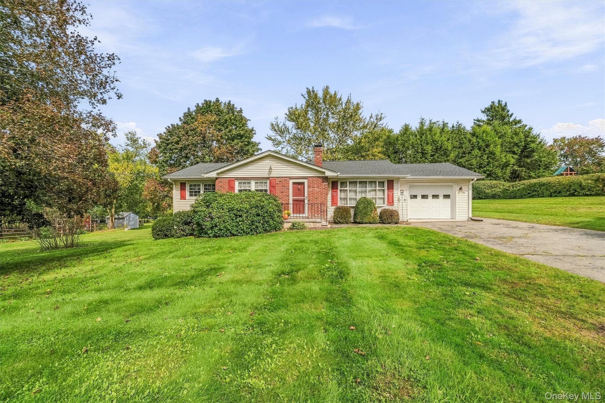 38 Blossom Lane, Wallkill NY 12589