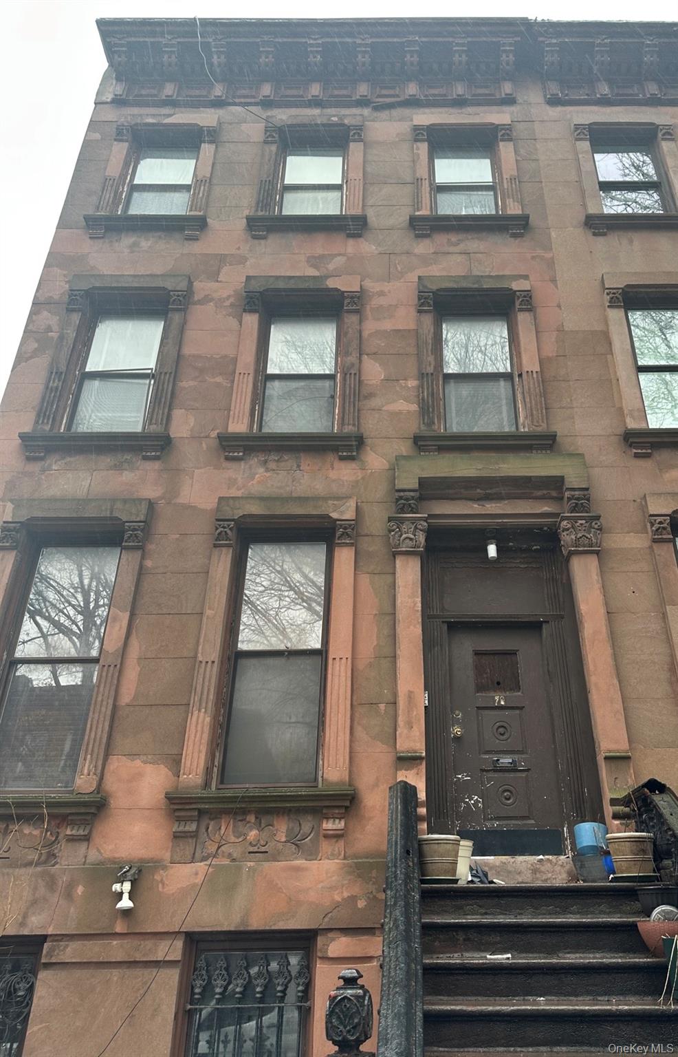 76 Macon Street, Brooklyn NY 11216