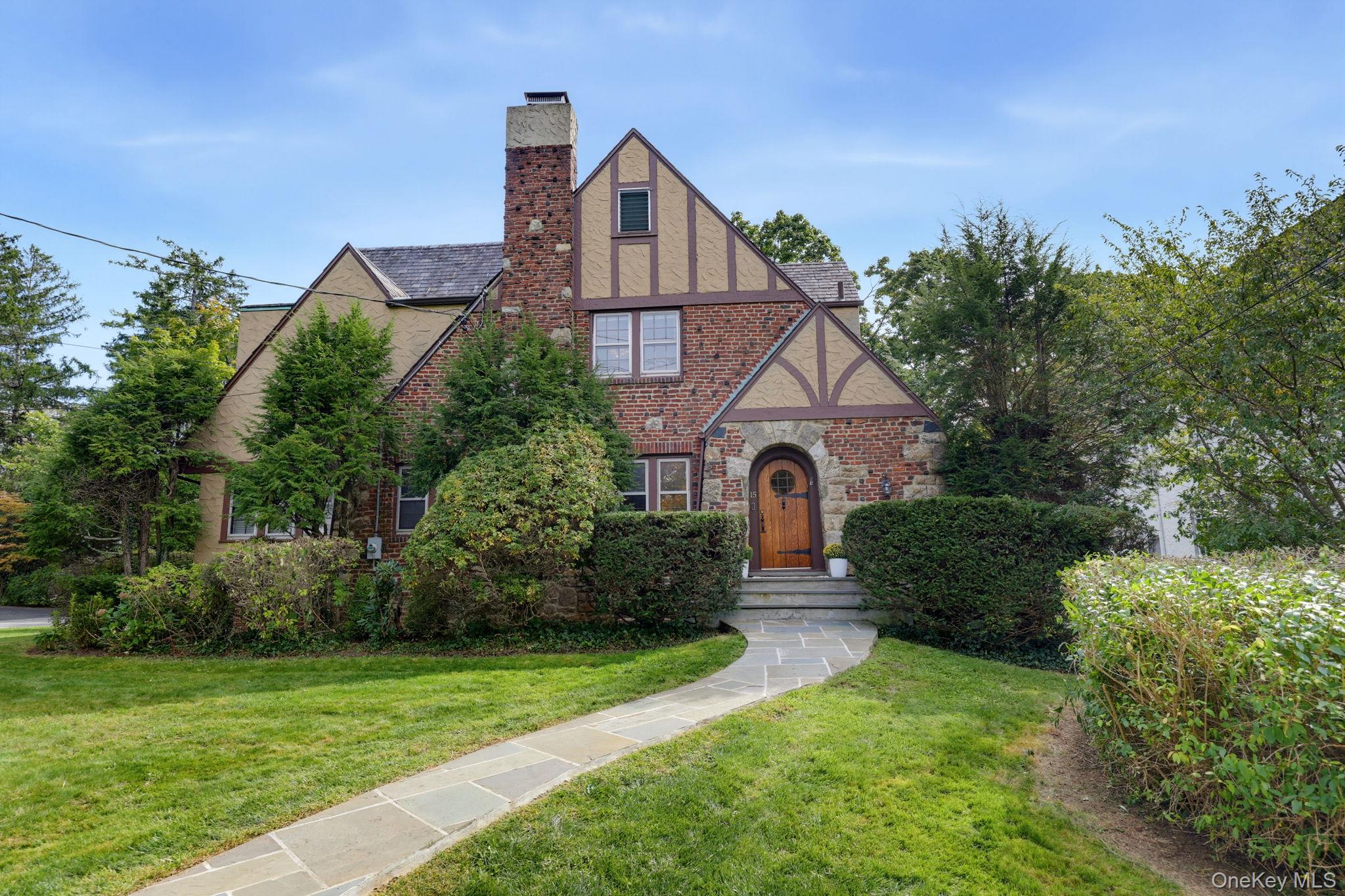 15 Stratton Road, Scarsdale NY 10583